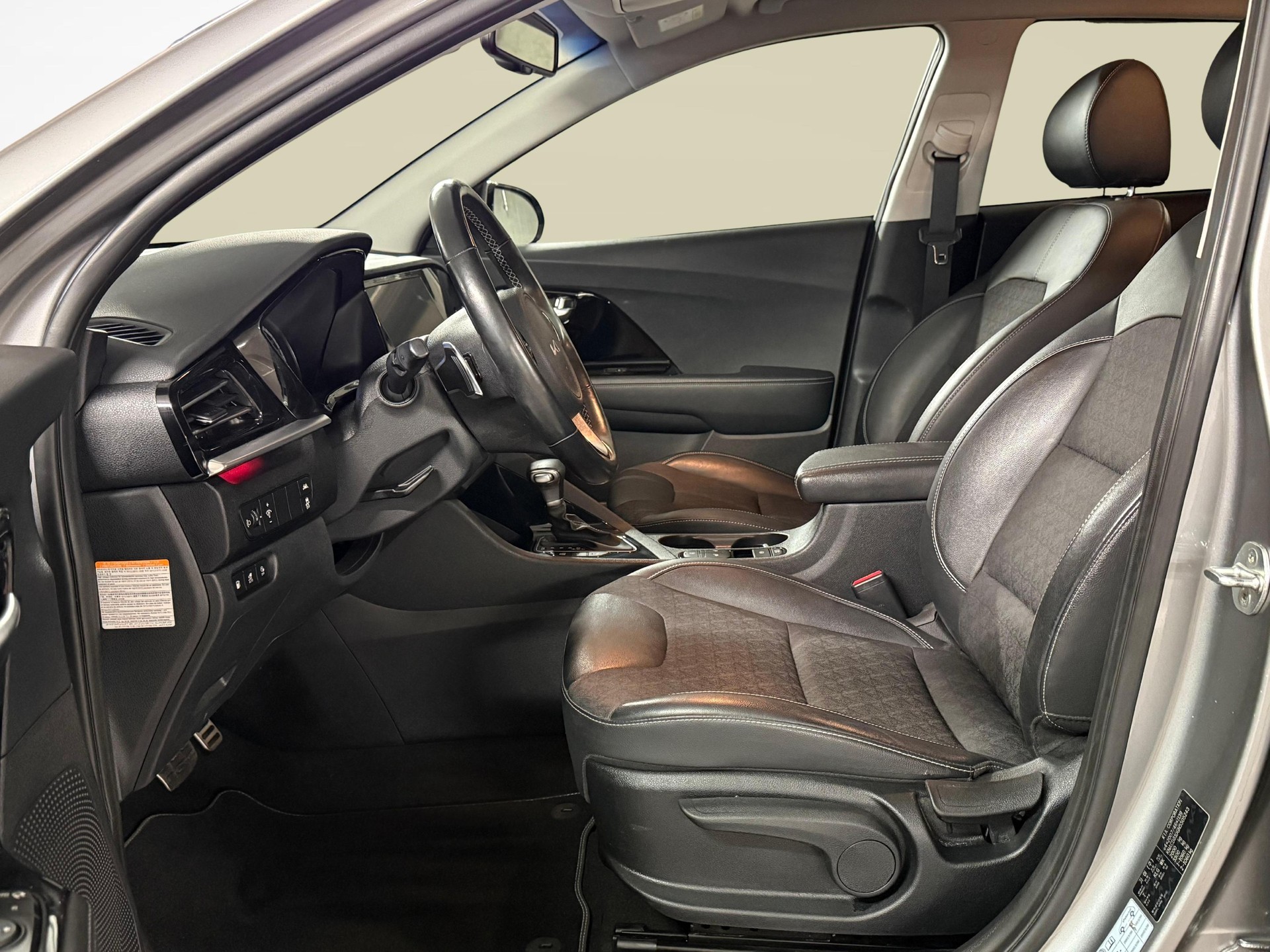 KIA Niro 1.6 GDi Plug-in Hybrid Power-image-9