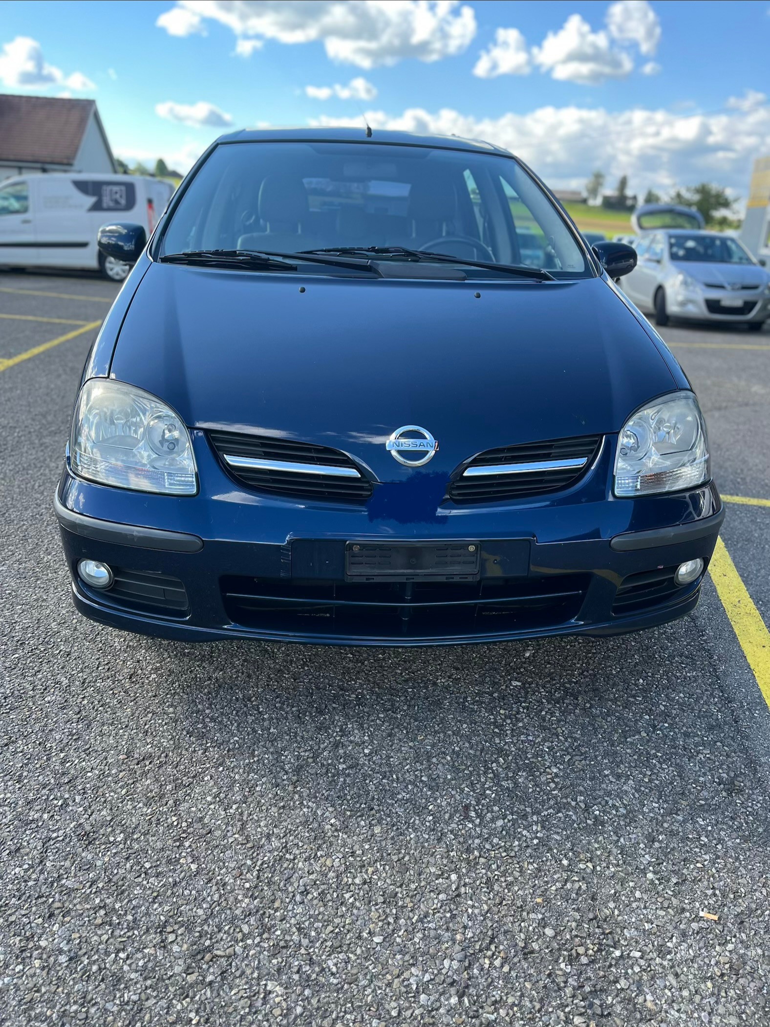NISSAN Nissan Almera Tino Automat Benzin Jg.2004 mit Klimaanlage-image-2