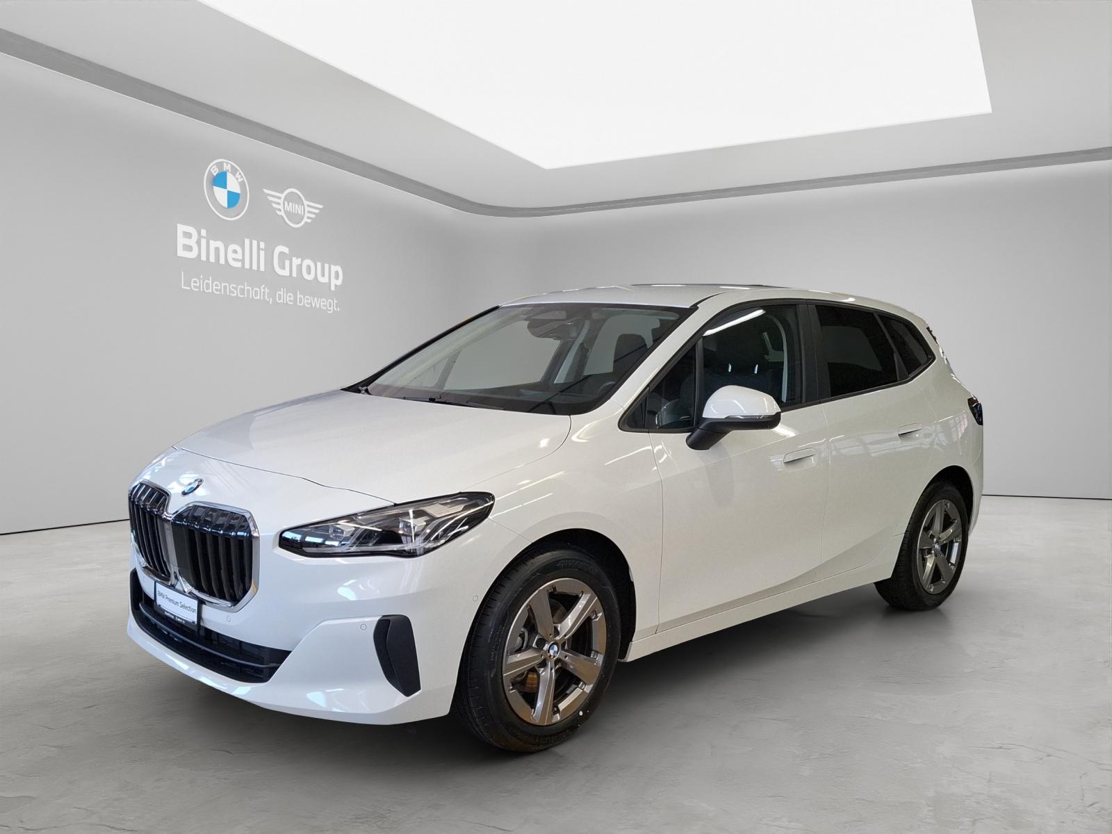 BMW 218i Active Tourer-image-0