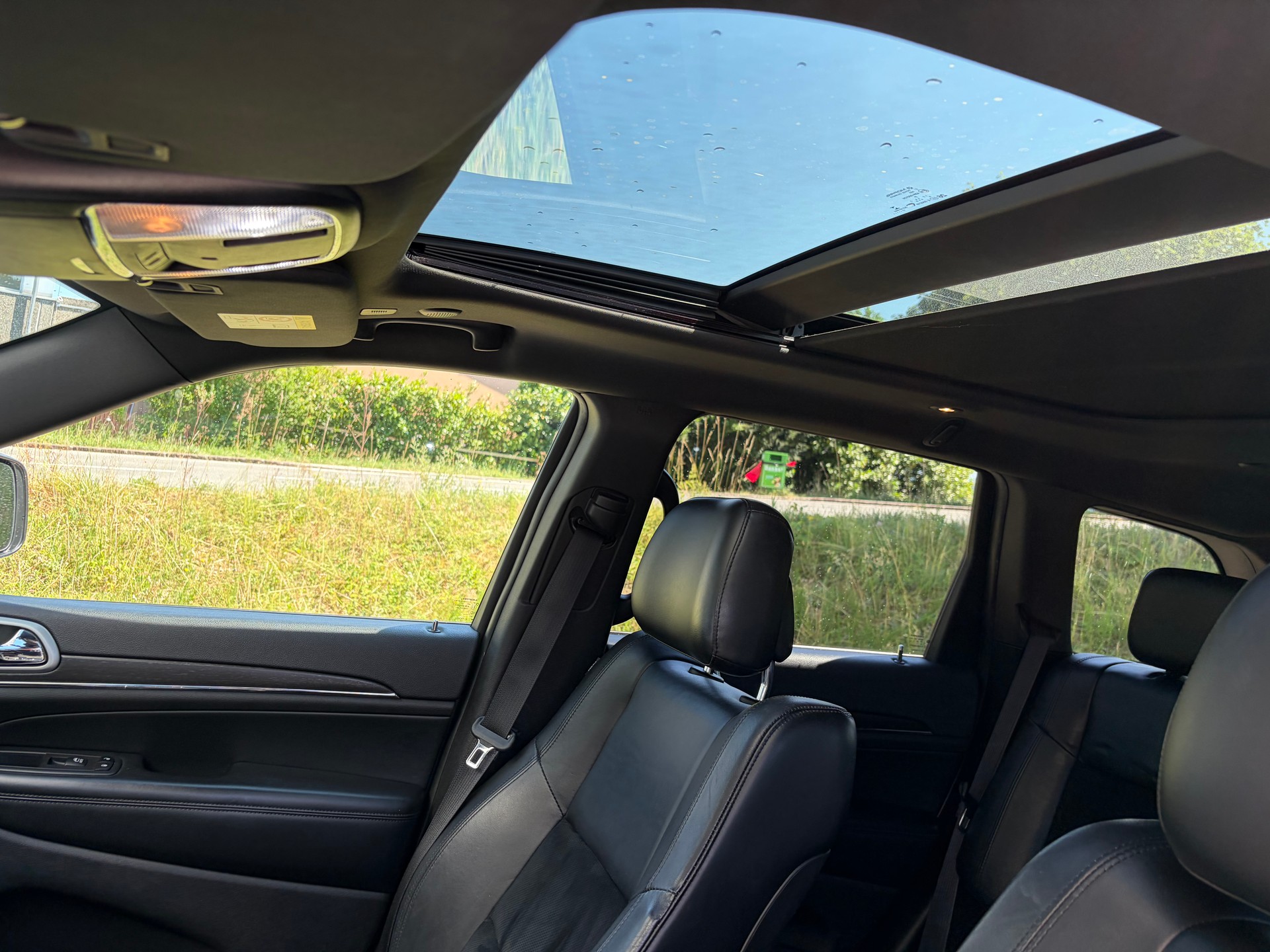 JEEP Grand Cherokee 3.0 CRD Night Eagle Automatic-image-9