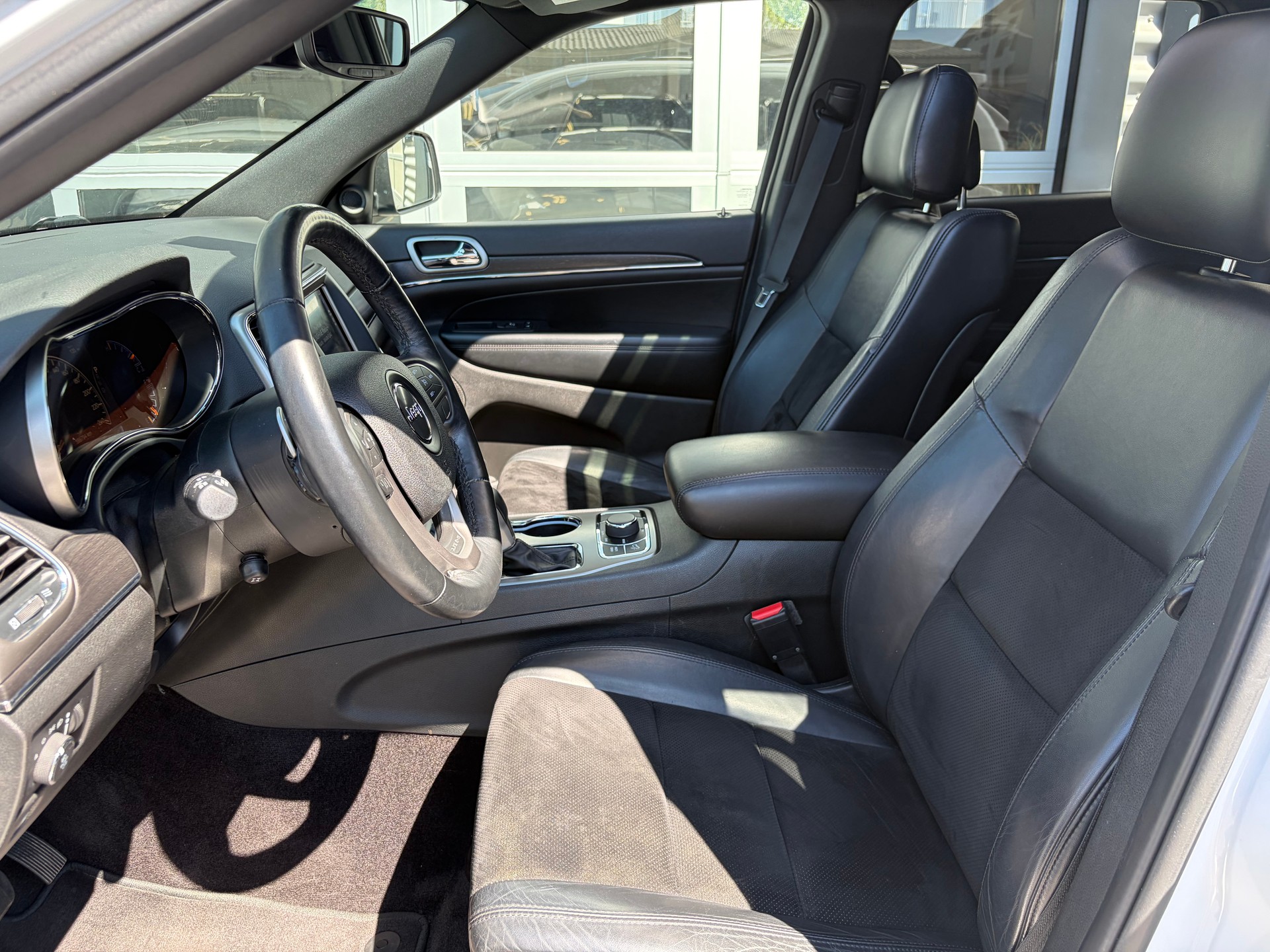 JEEP Grand Cherokee 3.0 CRD Night Eagle Automatic-image-7
