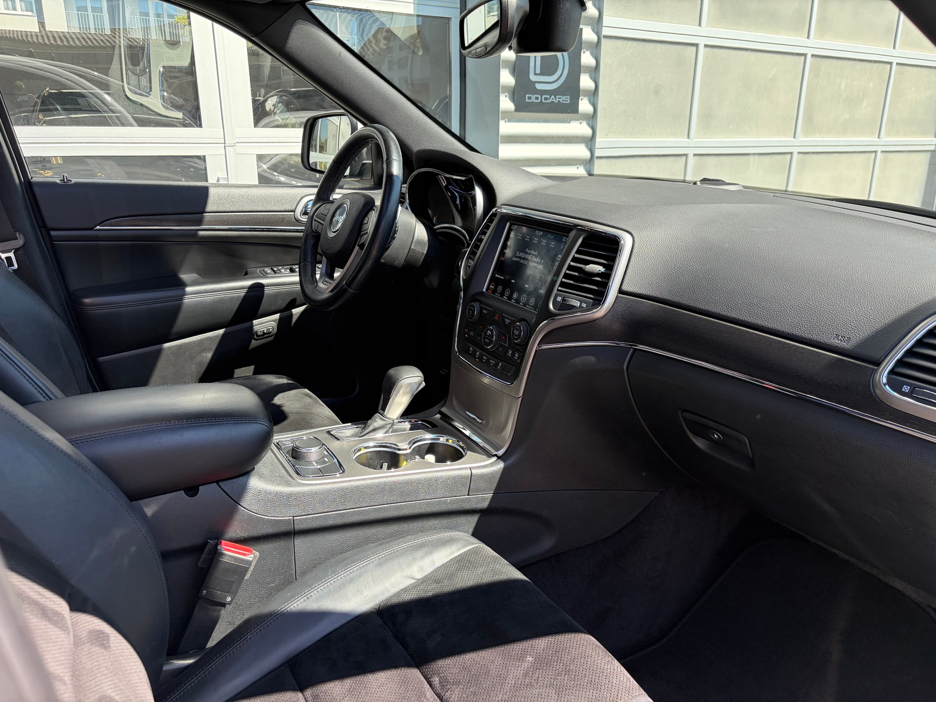 JEEP Grand Cherokee 3.0 CRD Night Eagle Automatic-image-13
