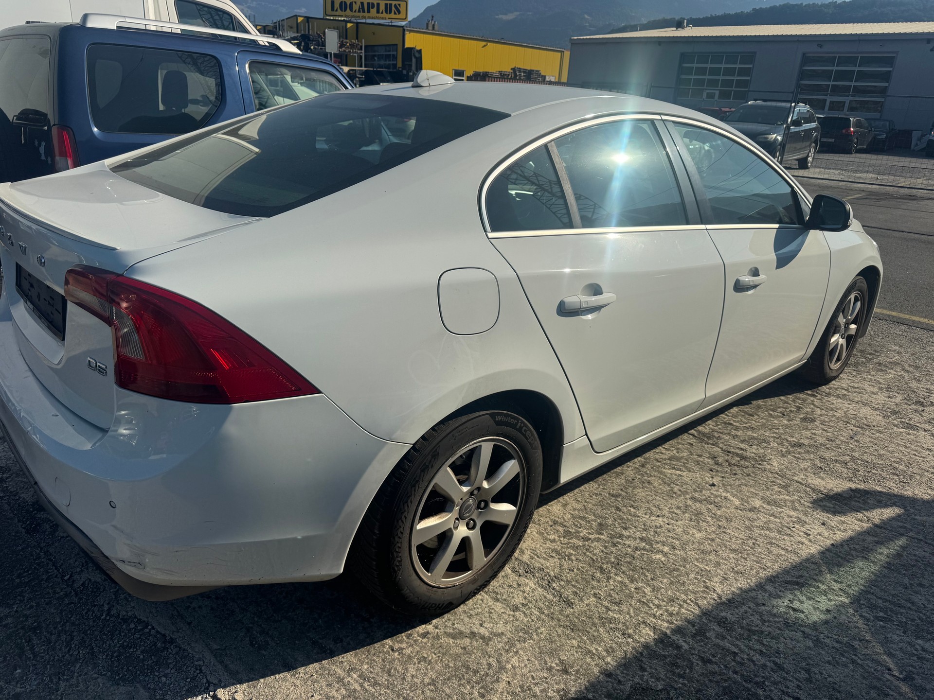 VOLVO S60 D5 Geartronic-image-3