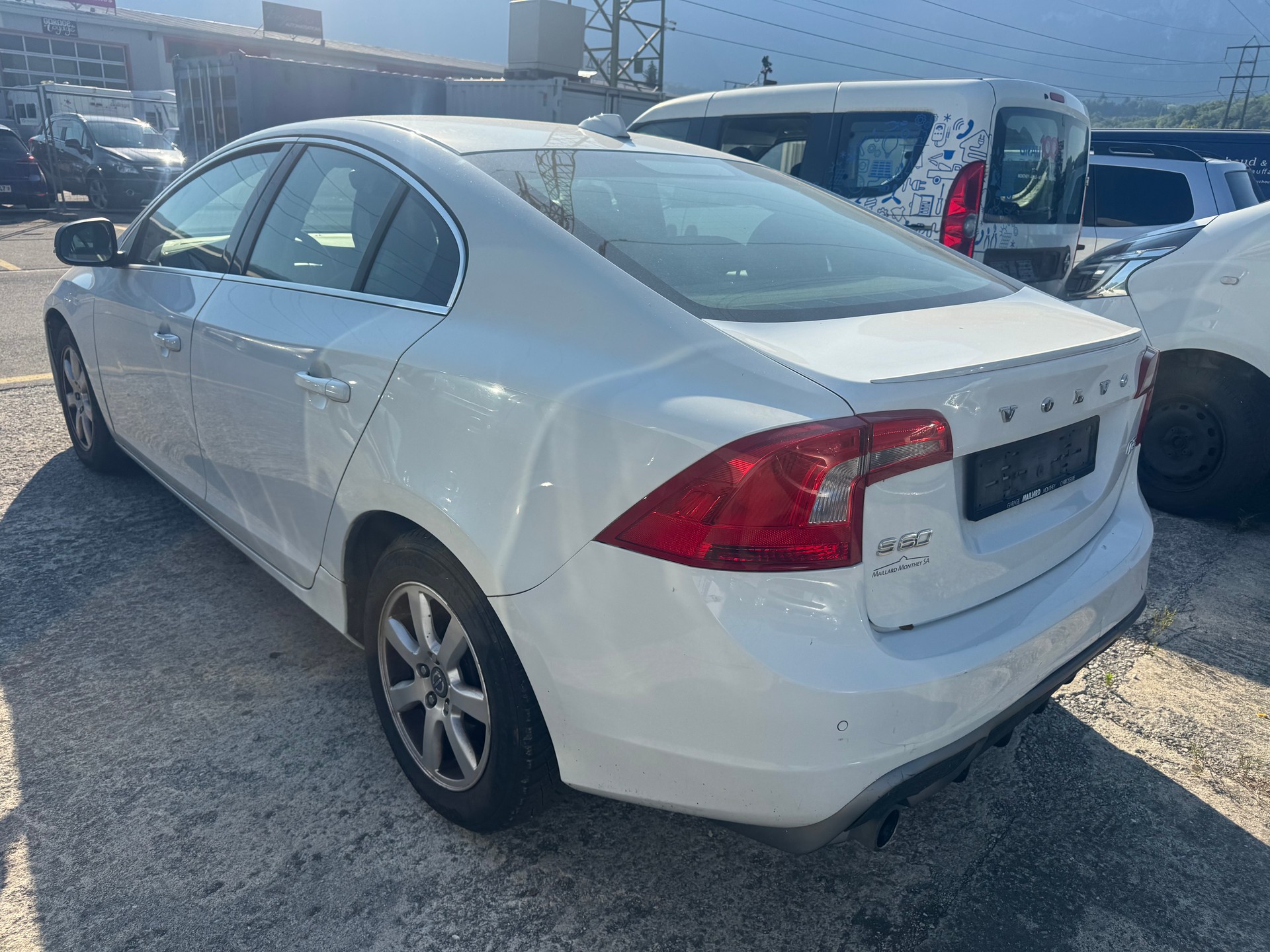 VOLVO S60 D5 Geartronic-image-4