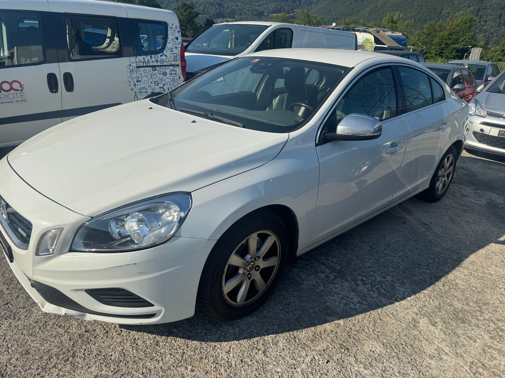 VOLVO S60 D5 Geartronic-image-5