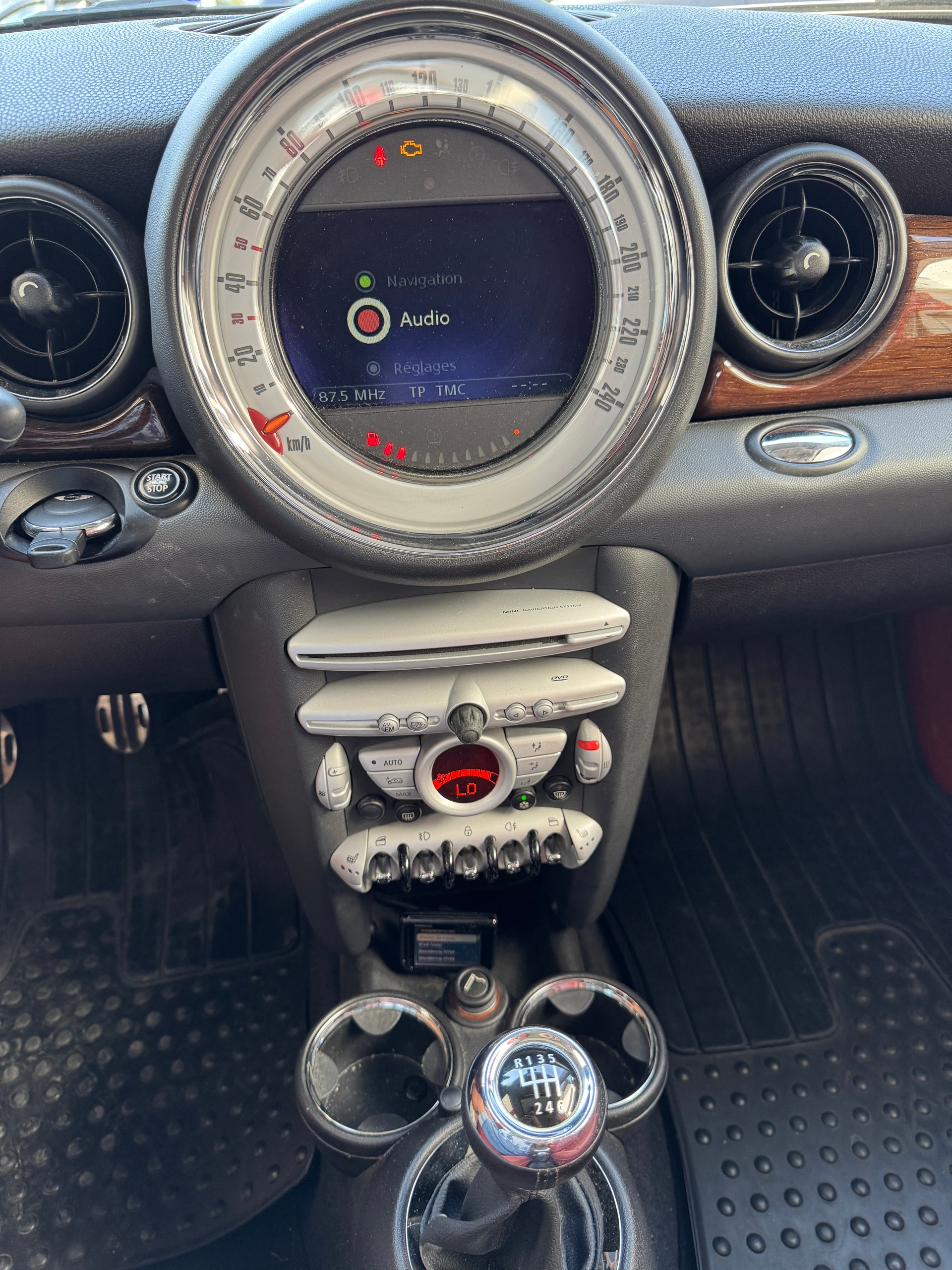 MINI Cooper S-image-12