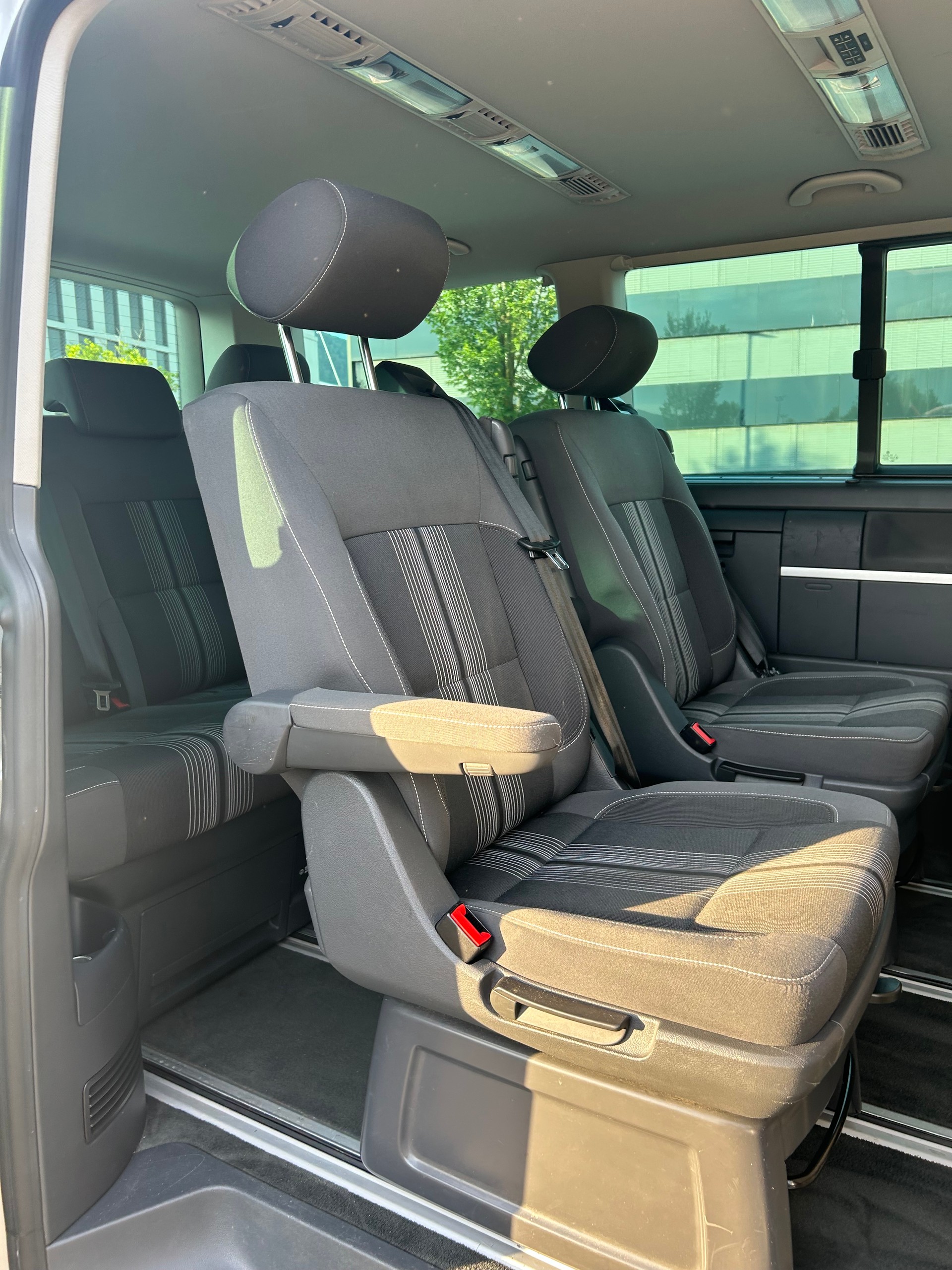 VW 2.0 TDI 140 Family-image-3
