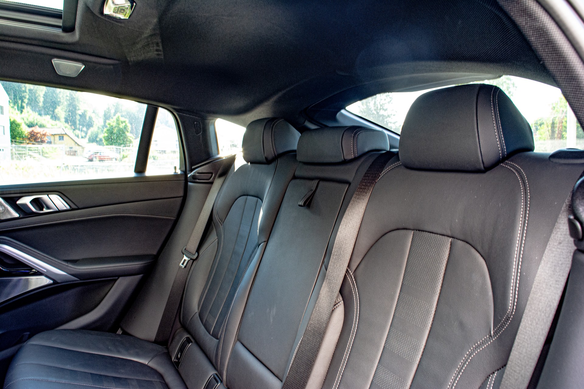 BMW X6 xDrive 48V 40d Steptronic M Sport-image-25