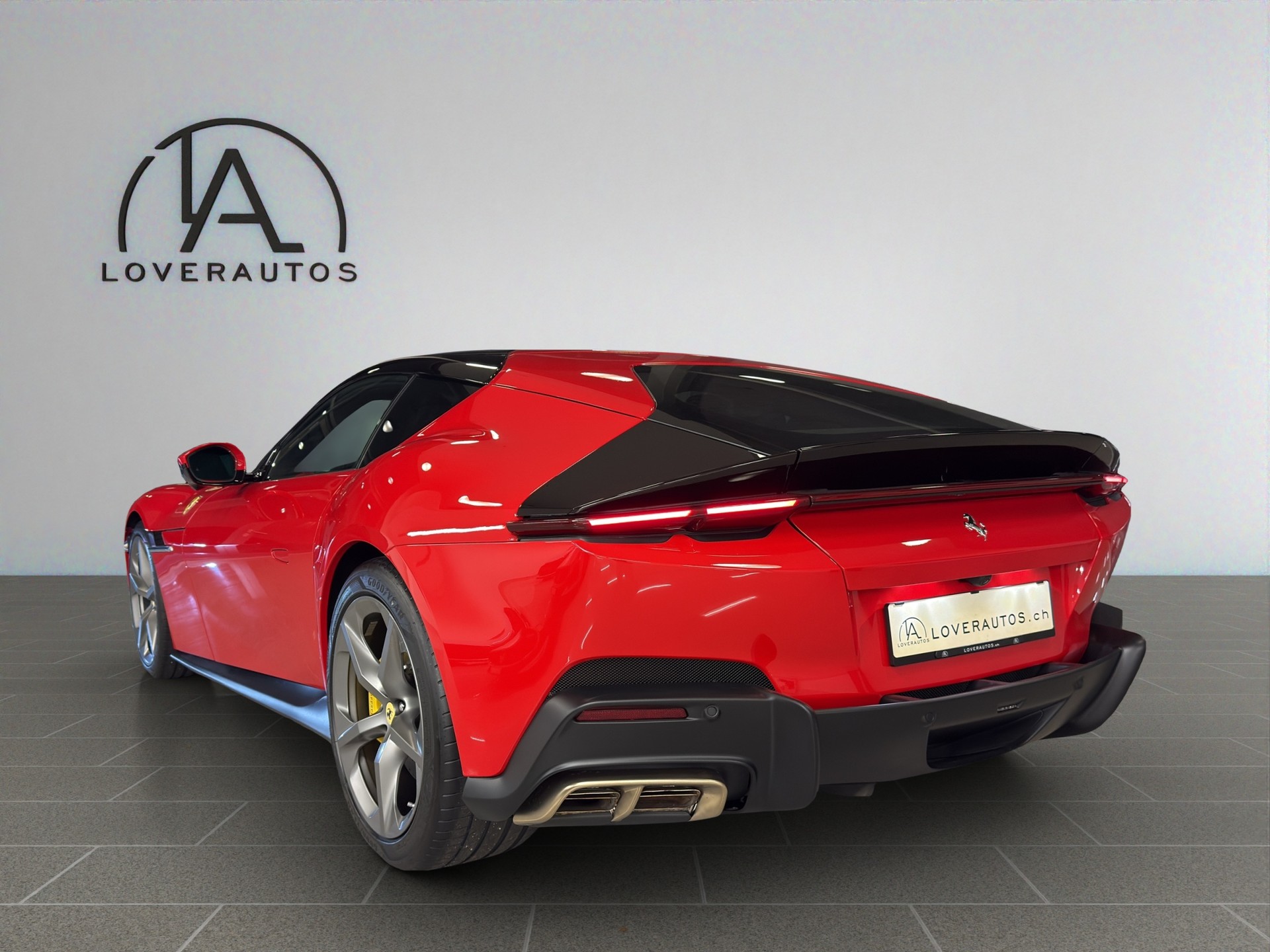 FERRARI 12 Cilindri-image-3