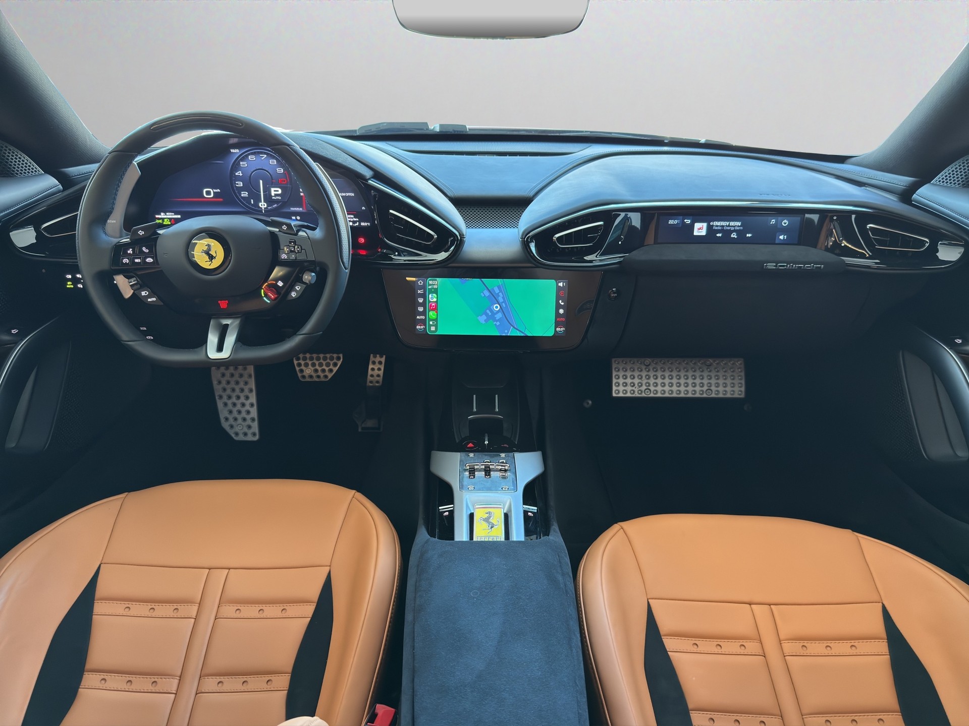 FERRARI 12 Cilindri-image-9