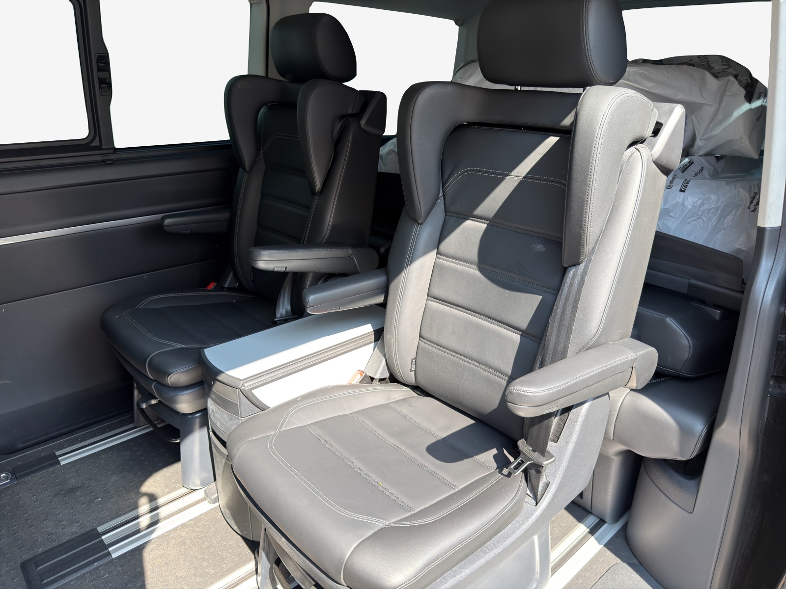 VW T6.1 Multivan 2.0 Bi-TDI Highline Liberty 4Mot. DSG-image-11
