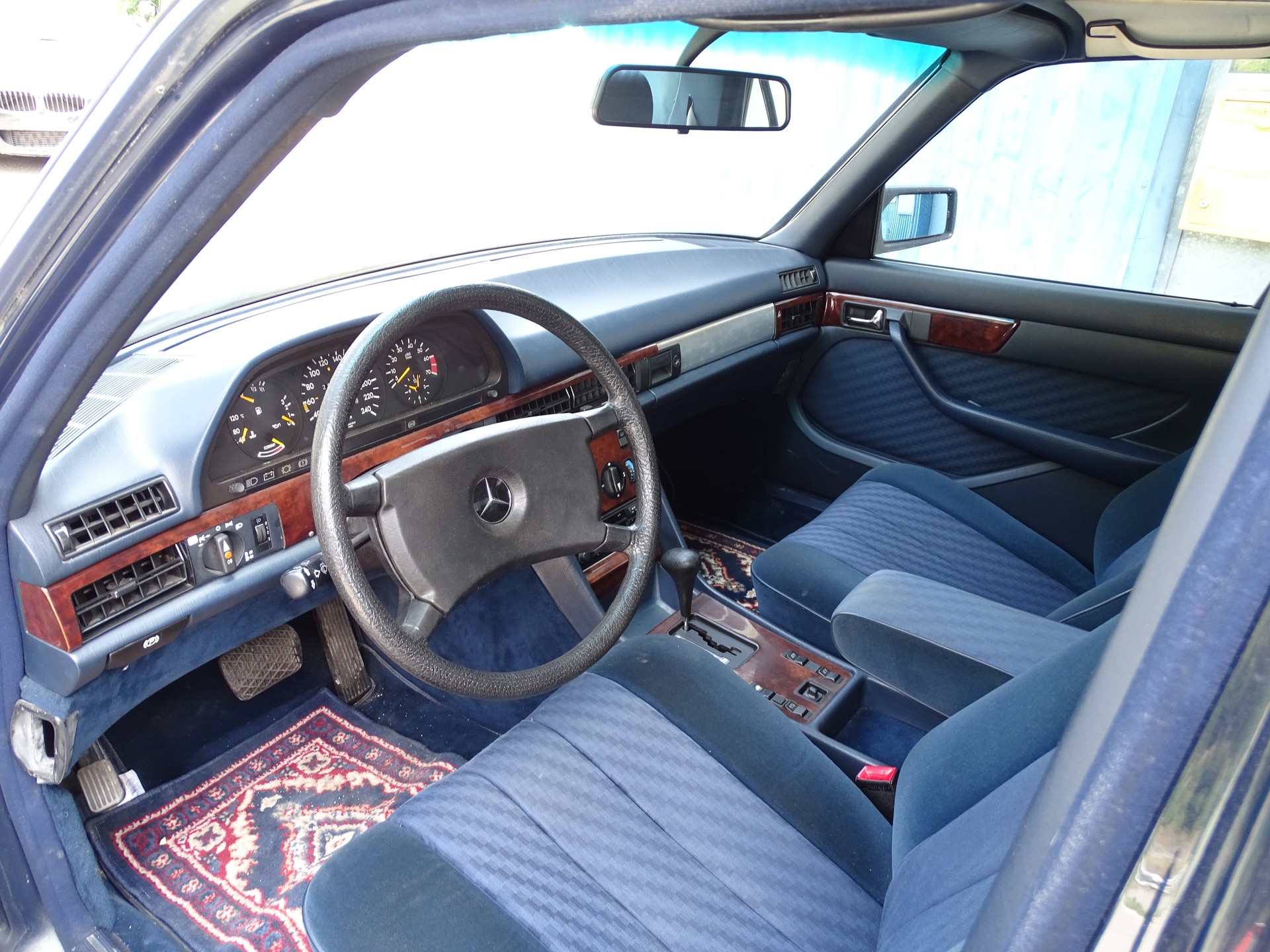 MERCEDES-BENZ 380 SE-image-7