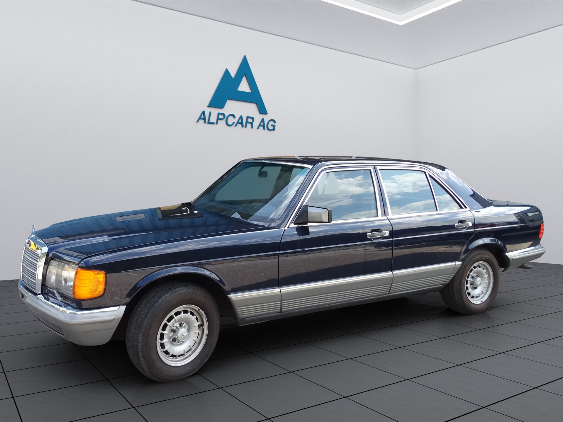 MERCEDES-BENZ 380 SE-image-3