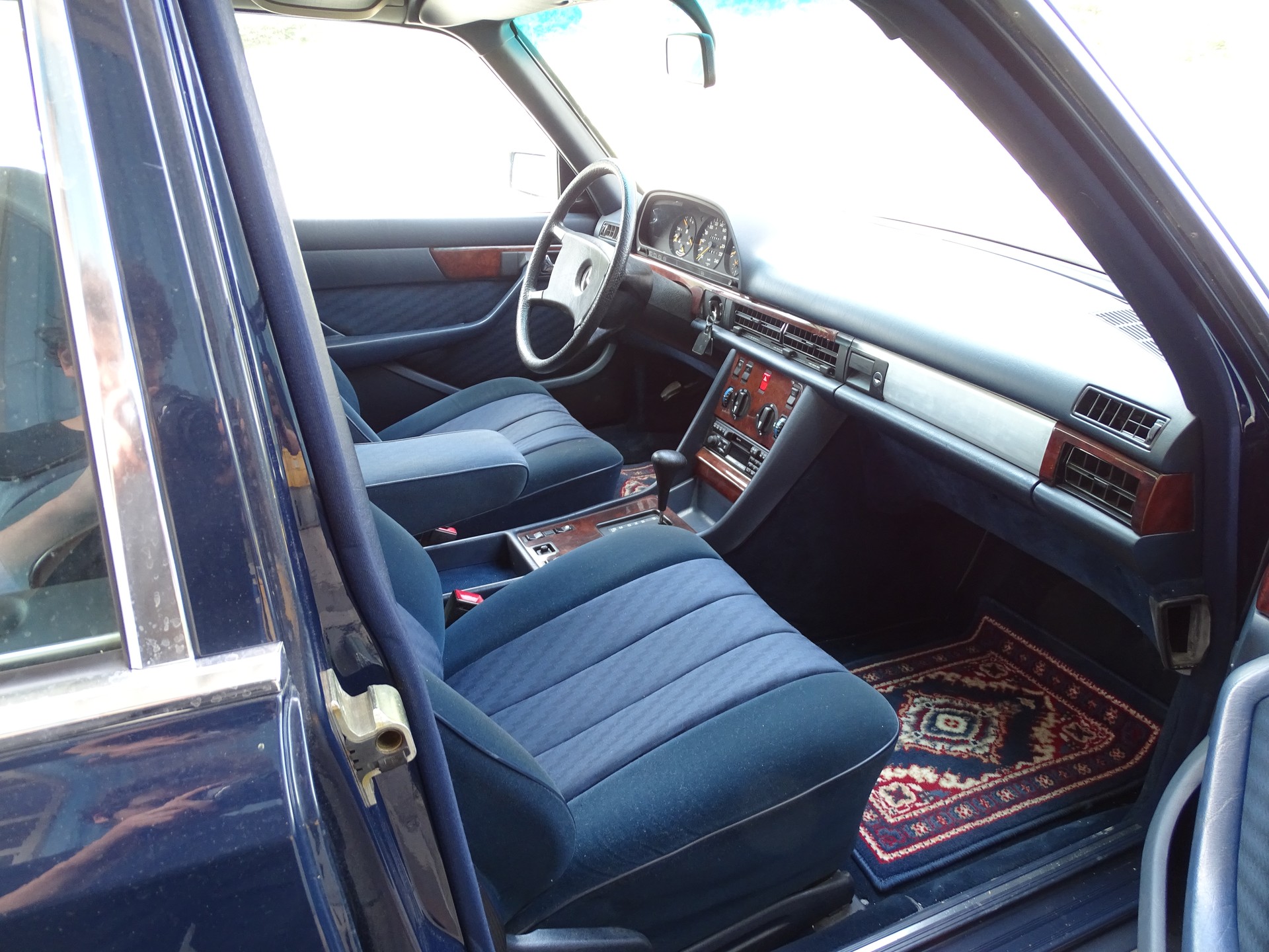 MERCEDES-BENZ 380 SE-image-10