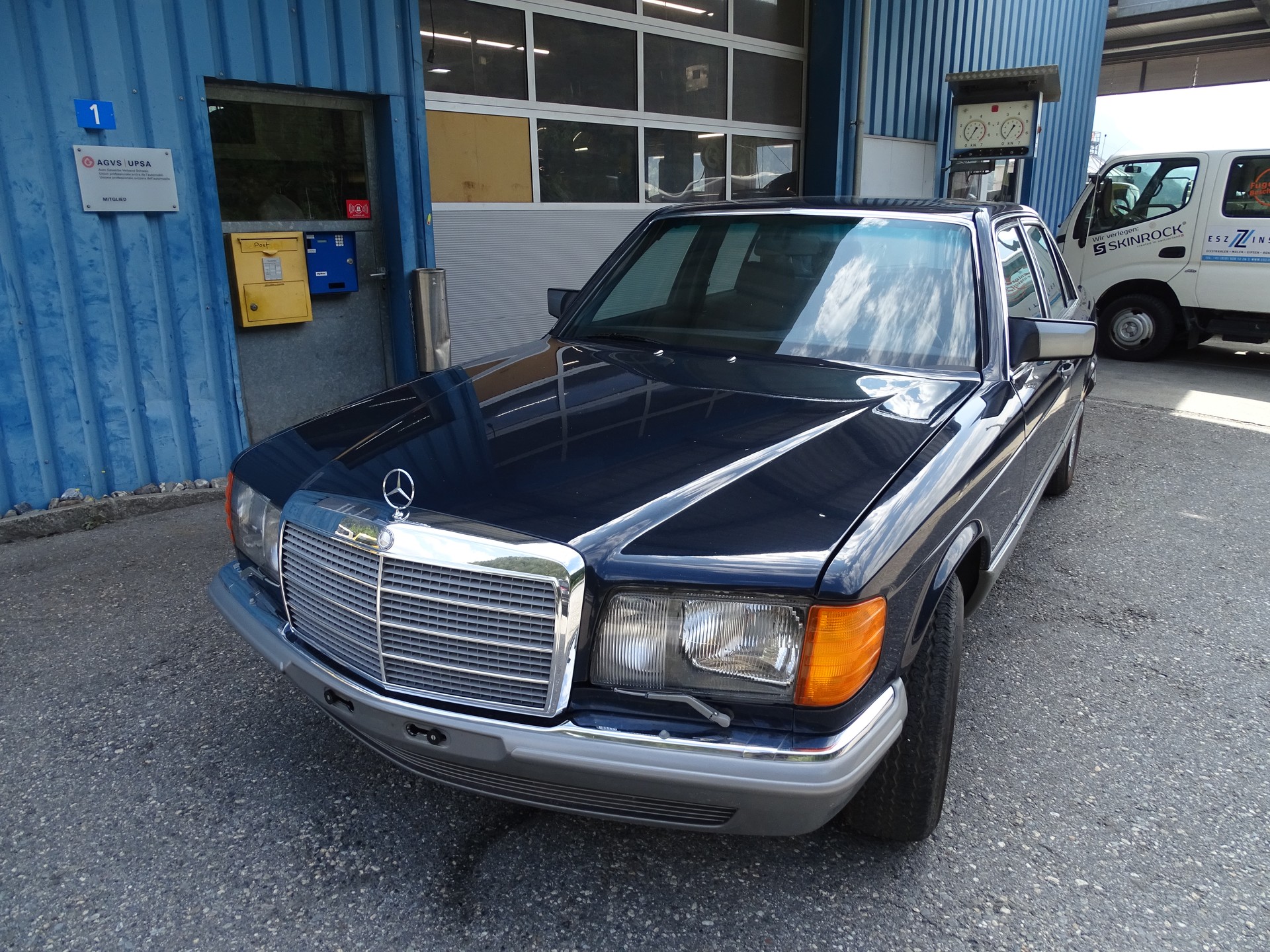MERCEDES-BENZ 380 SE-image-2