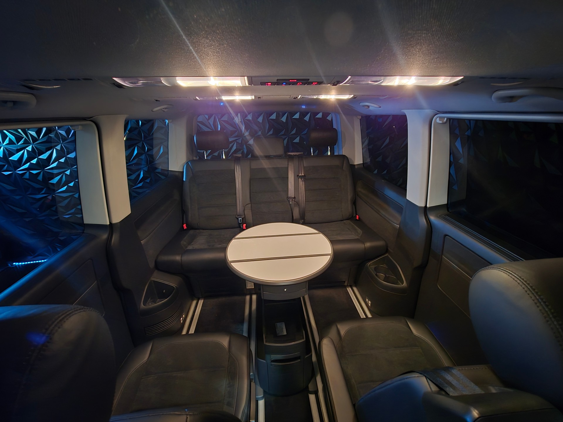 VW T6 Multivan 2.0 Bi-TDI Comfortline 4Motion DSG-image-22