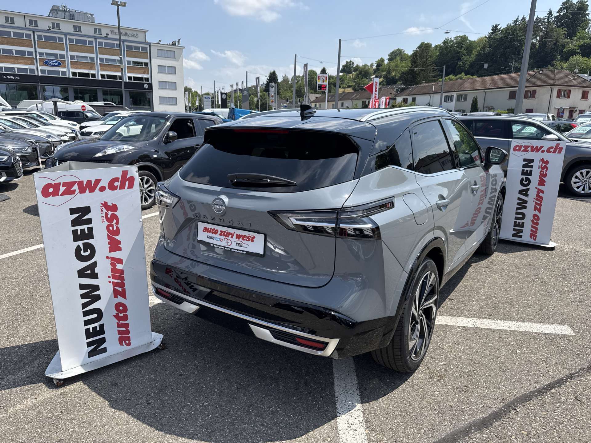NISSAN Qashqai 1.3 DIG-T MHEV Tekna+ 4x4 Xtronic-Automat-showroom-element-2