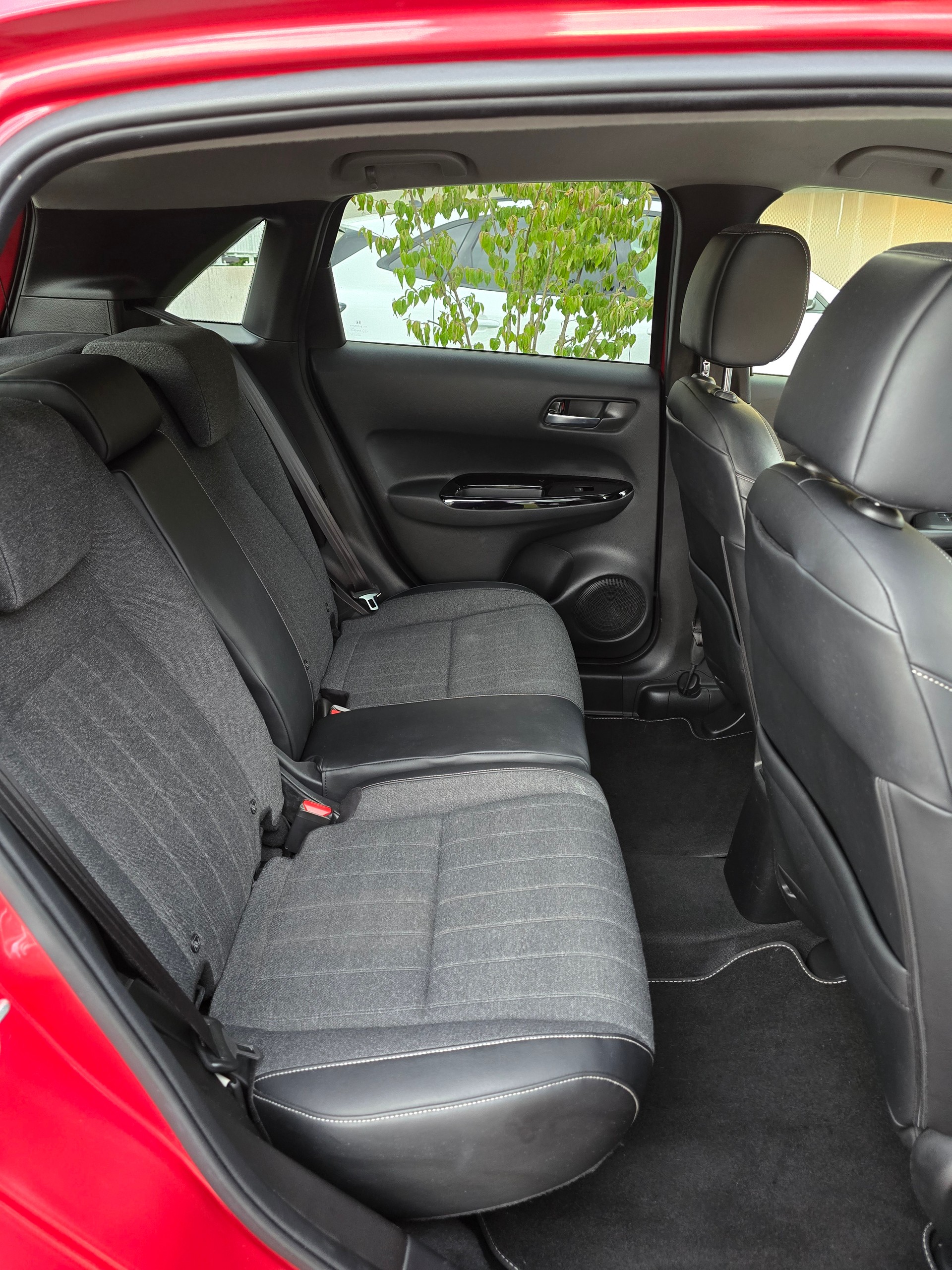HONDA 1.5 i-MMD Executive-image-5