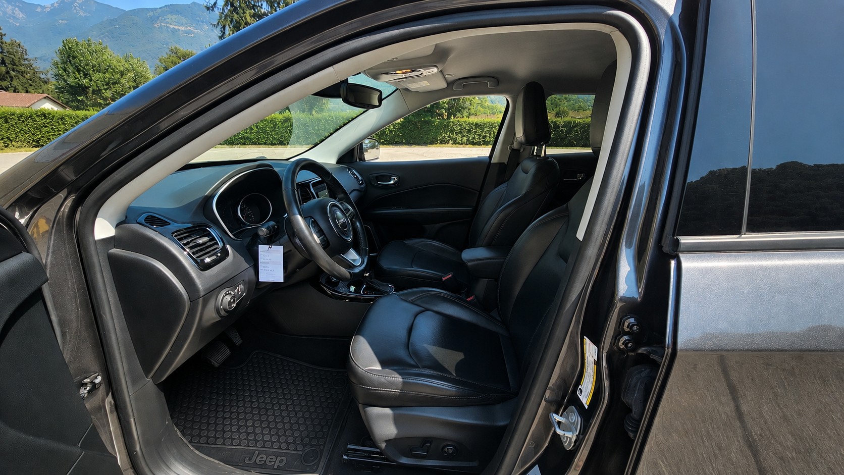 JEEP Compass 1.4 Turbo Limited AWD 9ATX-image-4