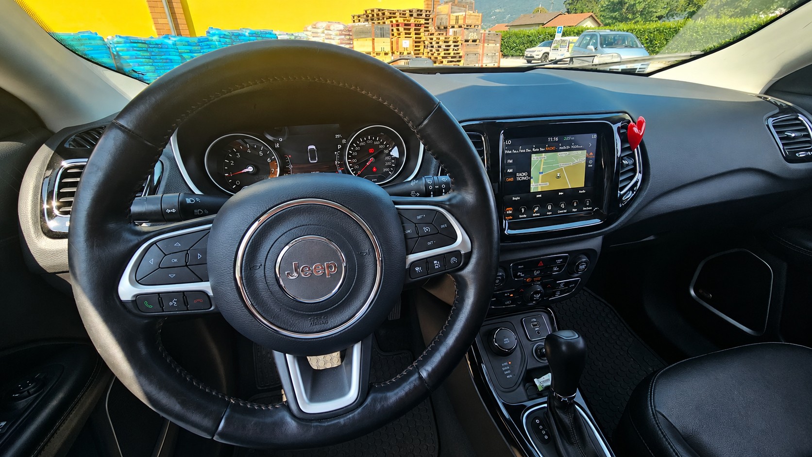 JEEP Compass 1.4 Turbo Limited AWD 9ATX-image-6
