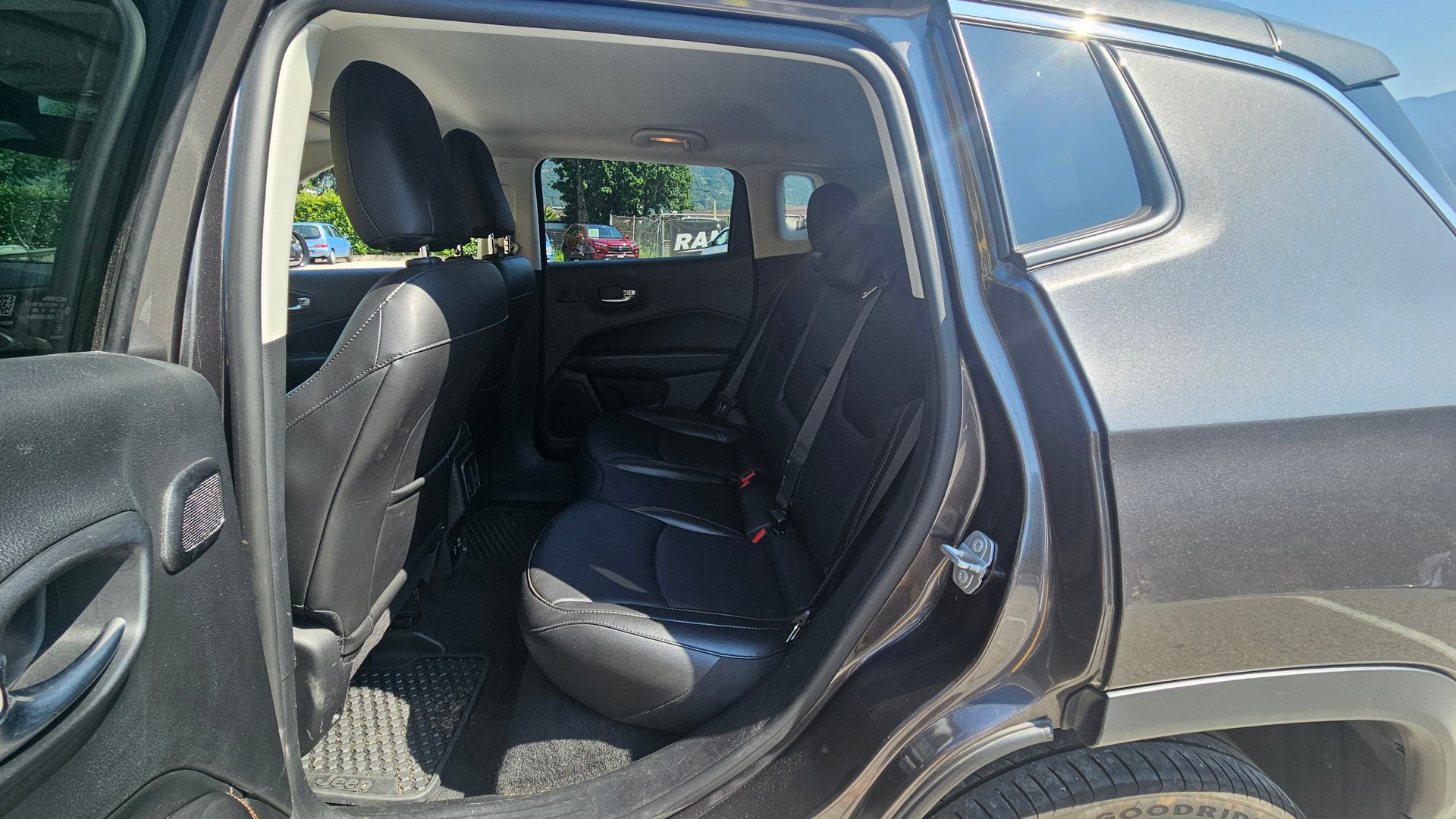 JEEP Compass 1.4 Turbo Limited AWD 9ATX-image-5