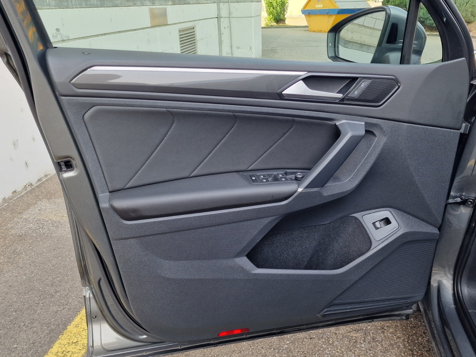 VW Tiguan 2.0TSI Highline 4Motion DSG-image-6