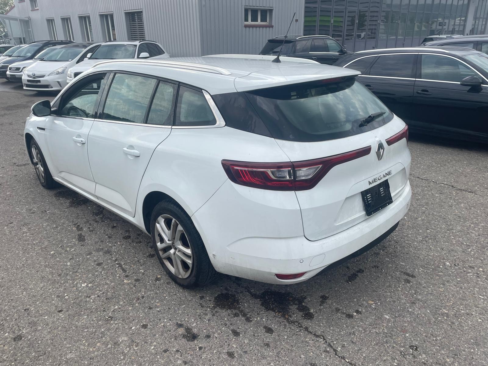 RENAULT Mégane Grandtour 1.5 dCi Business EDC-image-8