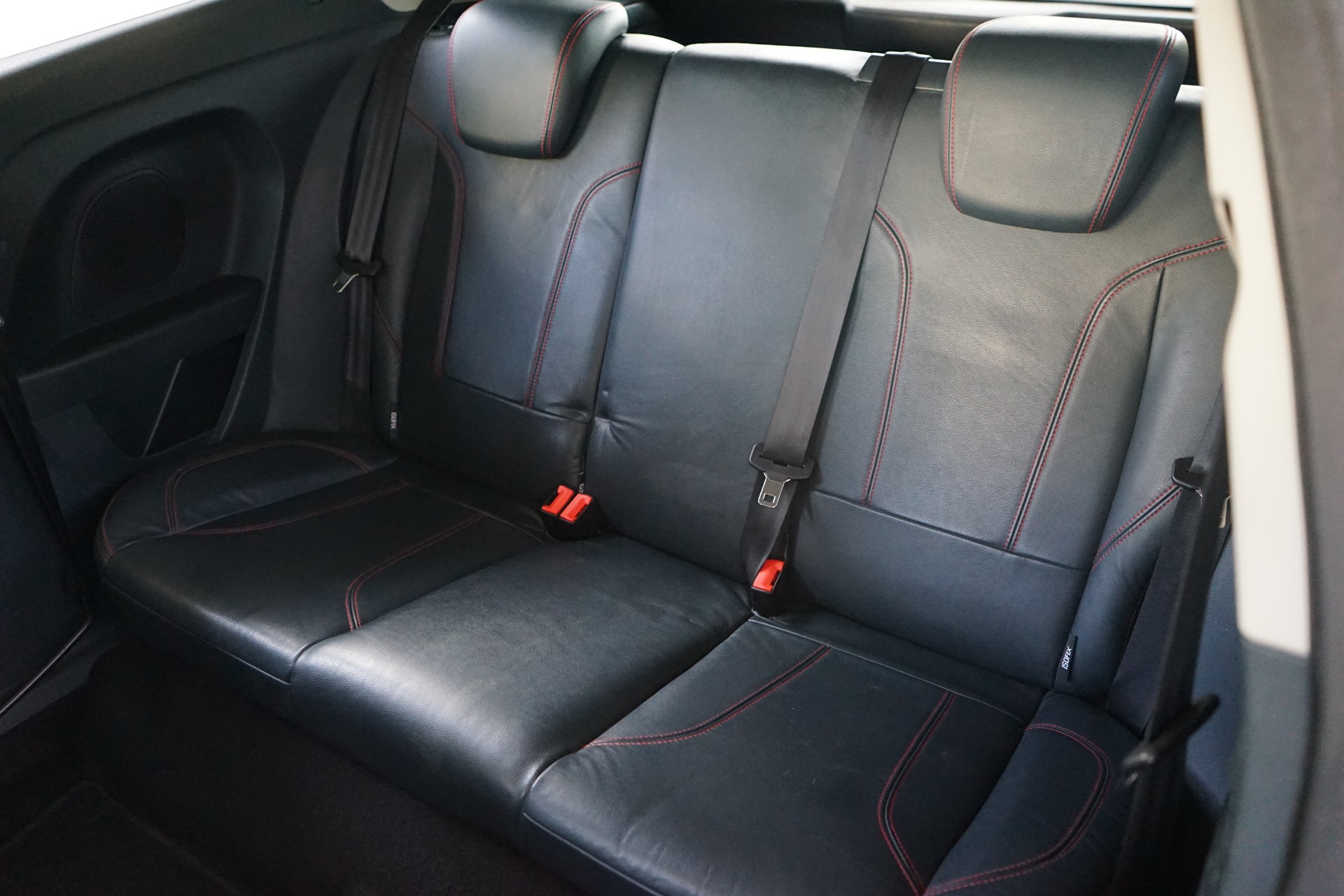 FORD Fiesta 1.6 16V Sport-image-5