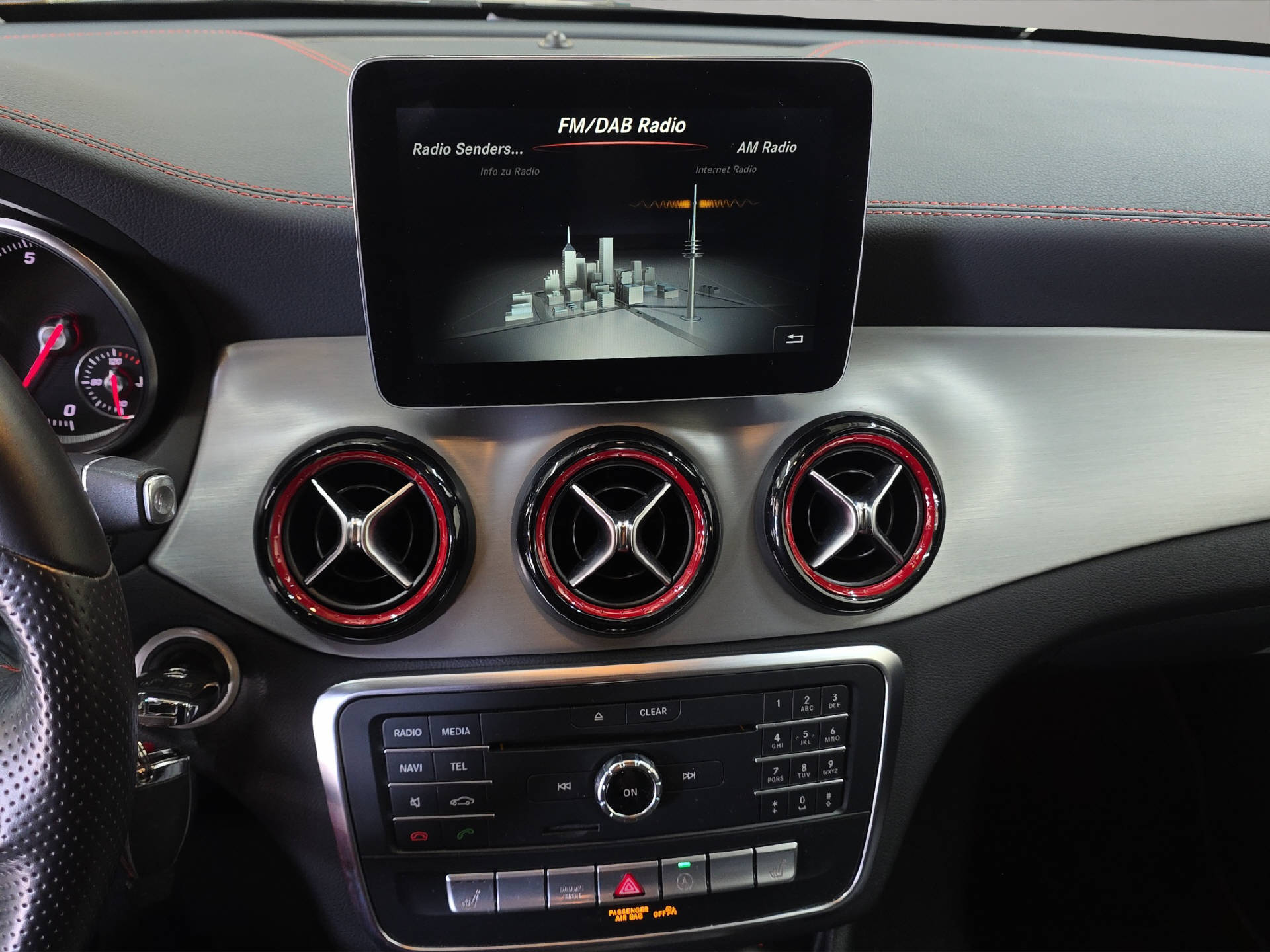 MERCEDES-BENZ CLA 250 Sport 4m Shooting Brake-image-8