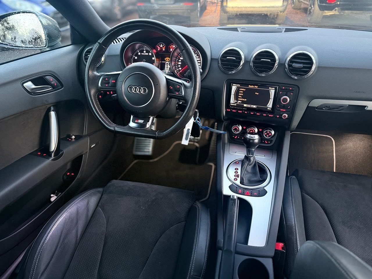 AUDI TT Coupé 2.0 TFSI quattro S-tronic-image-8