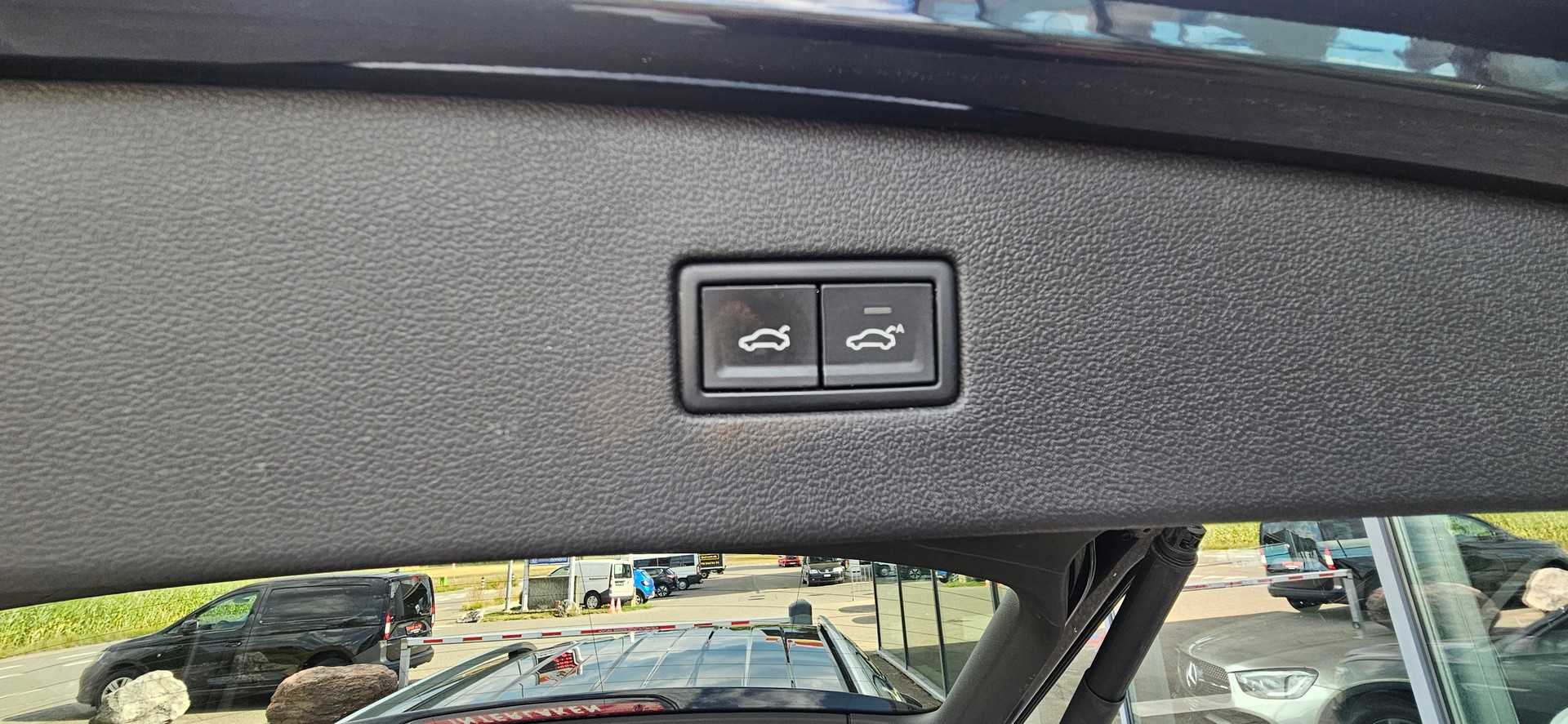 VW Tiguan Allspace 2.0TSI Highline 4Motion DSG-image-10
