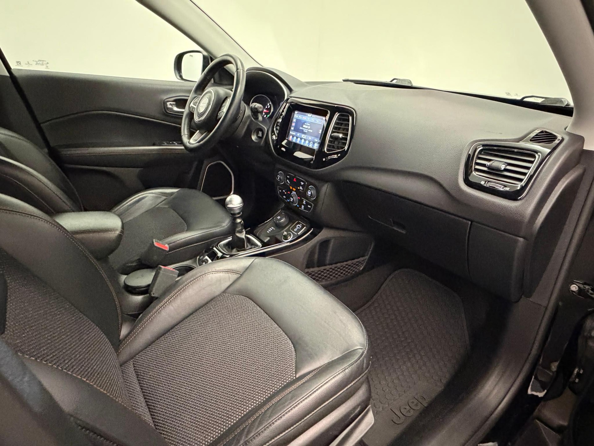 JEEP Compass 2.0 CRD Limited AWD-image-10