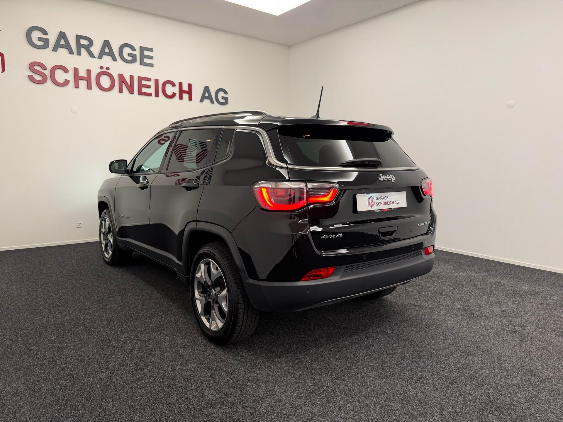 JEEP Compass 2.0 CRD Limited AWD-image-6