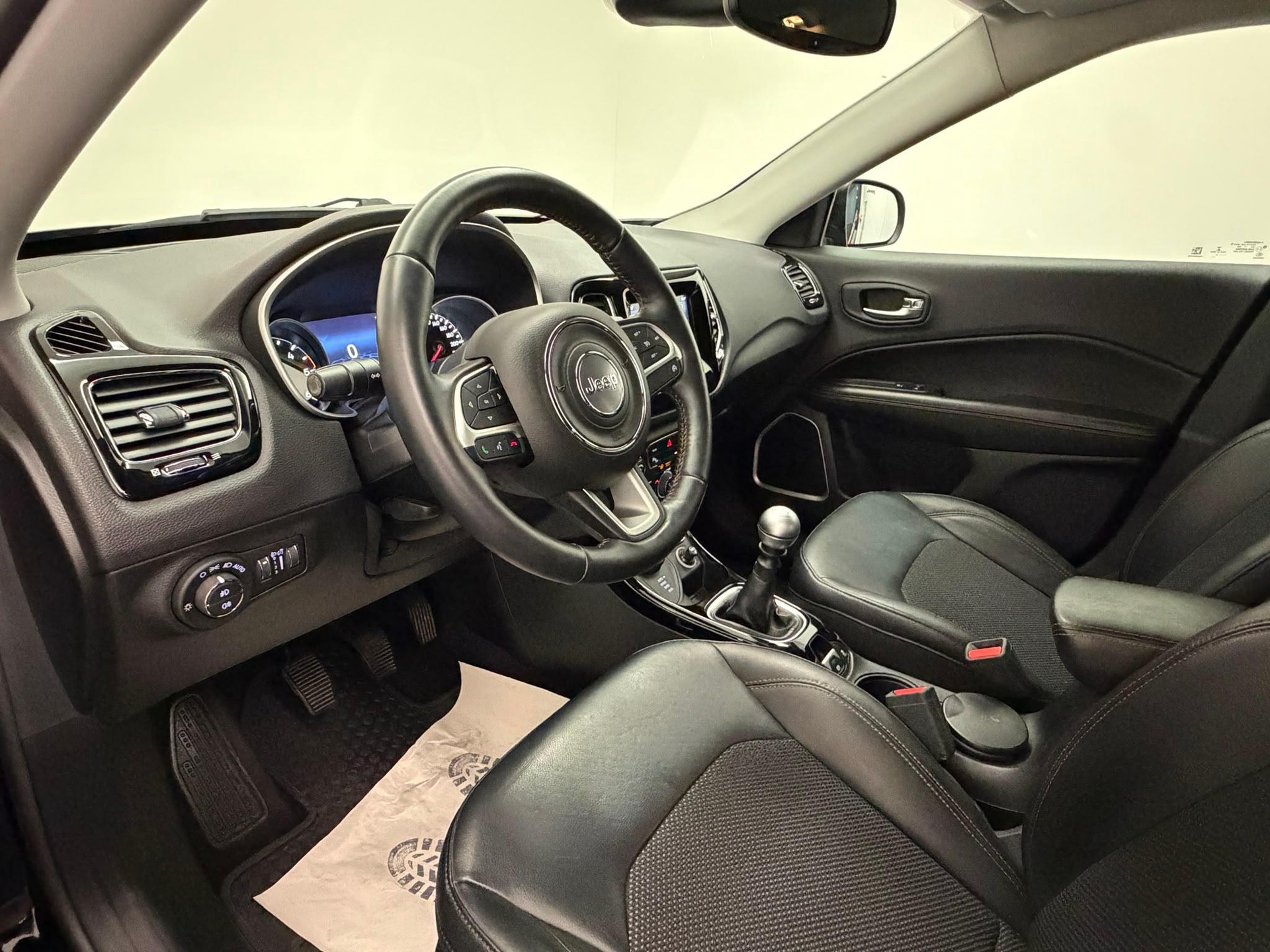 JEEP Compass 2.0 CRD Limited AWD-image-9