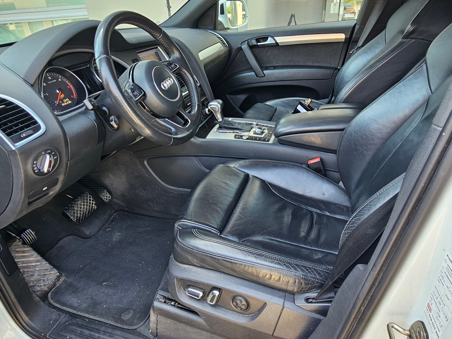 AUDI Q7 3.0 TDI quattro tiptronic-image-10