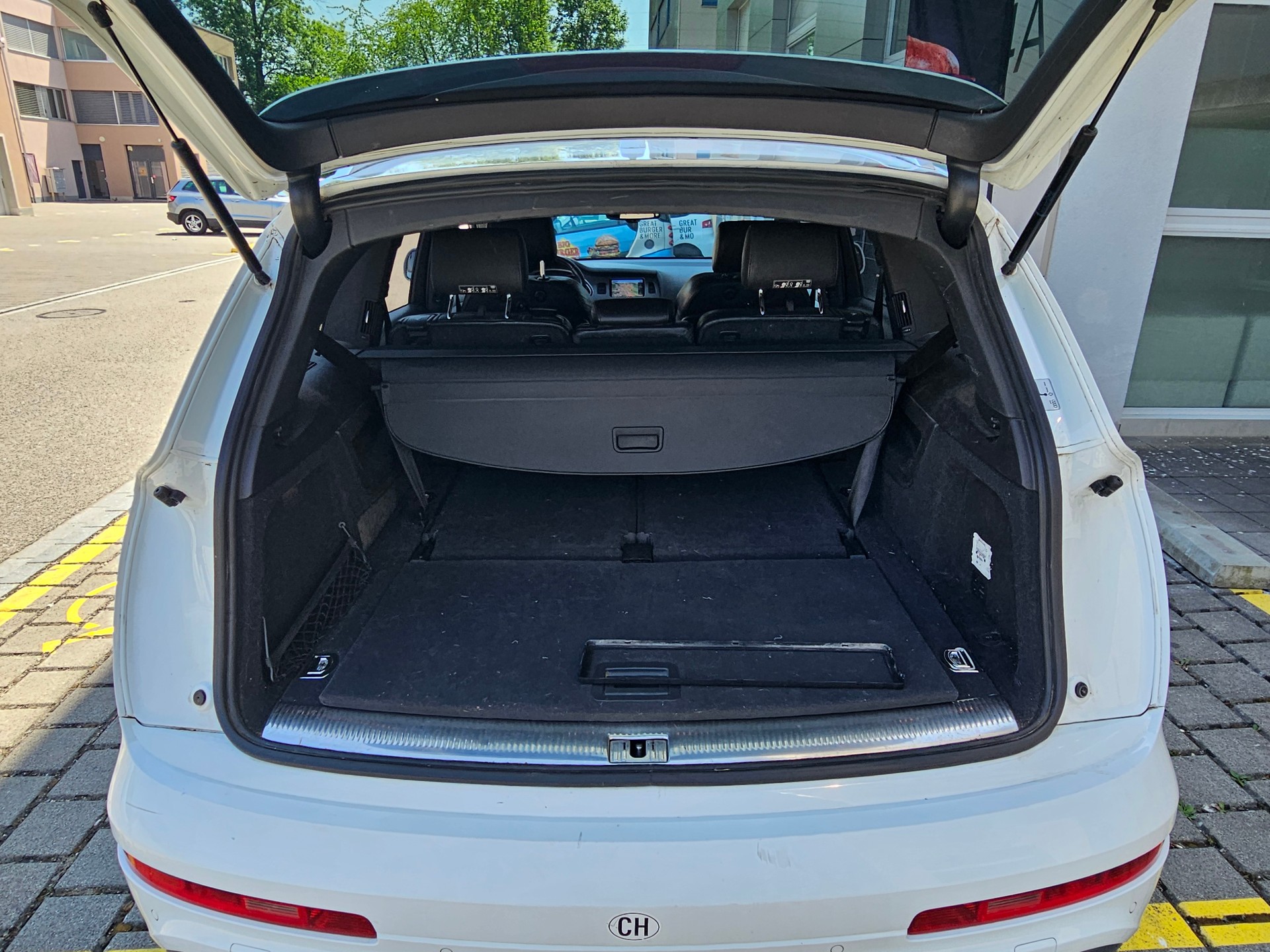 AUDI Q7 3.0 TDI quattro tiptronic-image-7