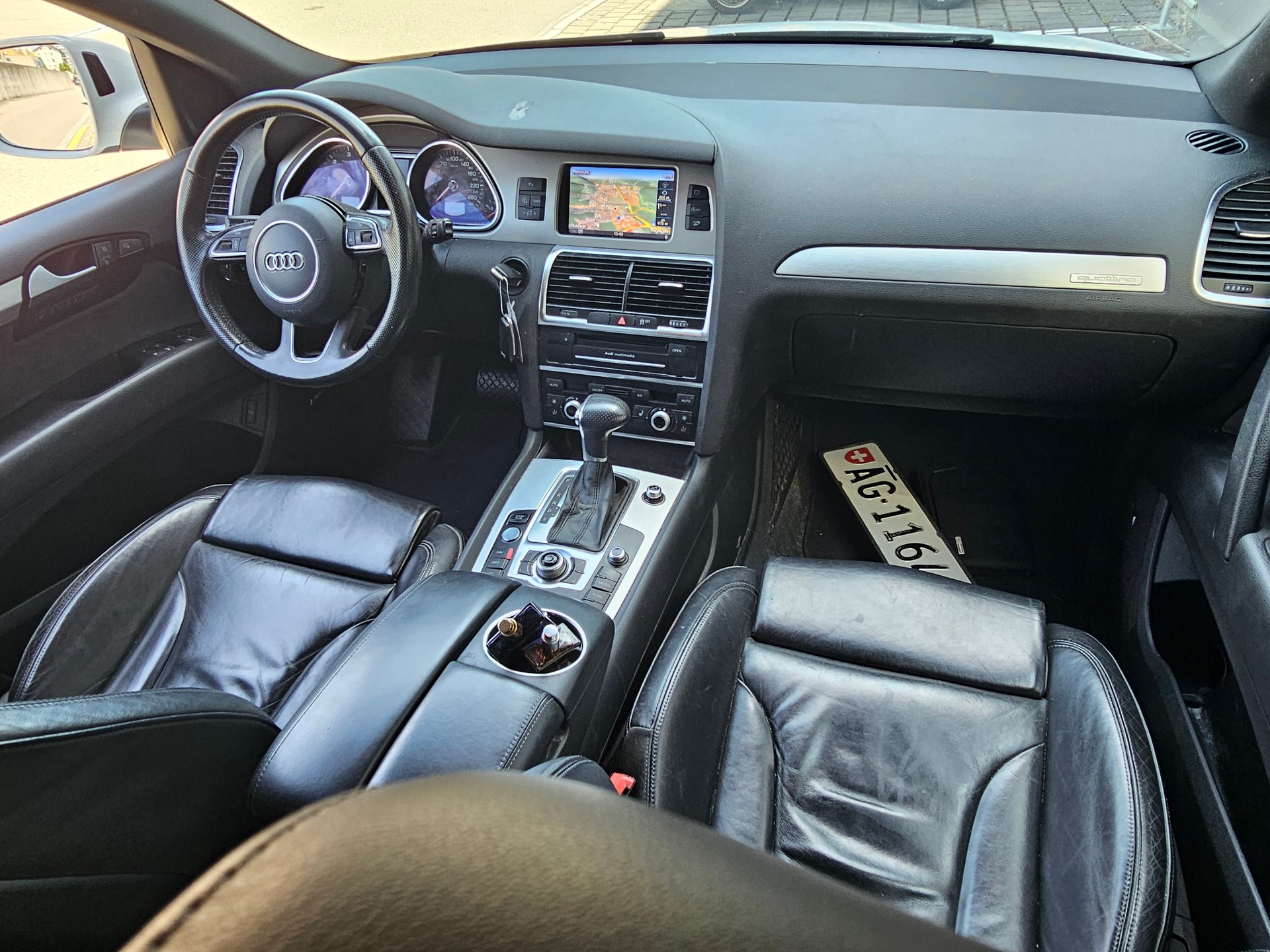 AUDI Q7 3.0 TDI quattro tiptronic-image-8