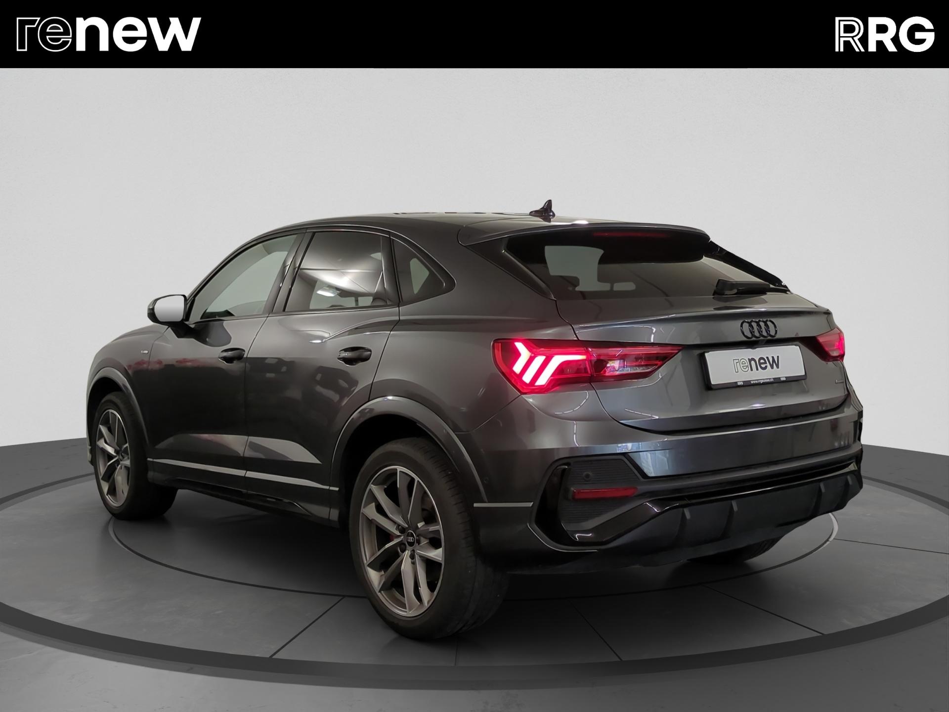 AUDI Q3 Sportback 45 TFSI S line quattro S-tronic-image-4