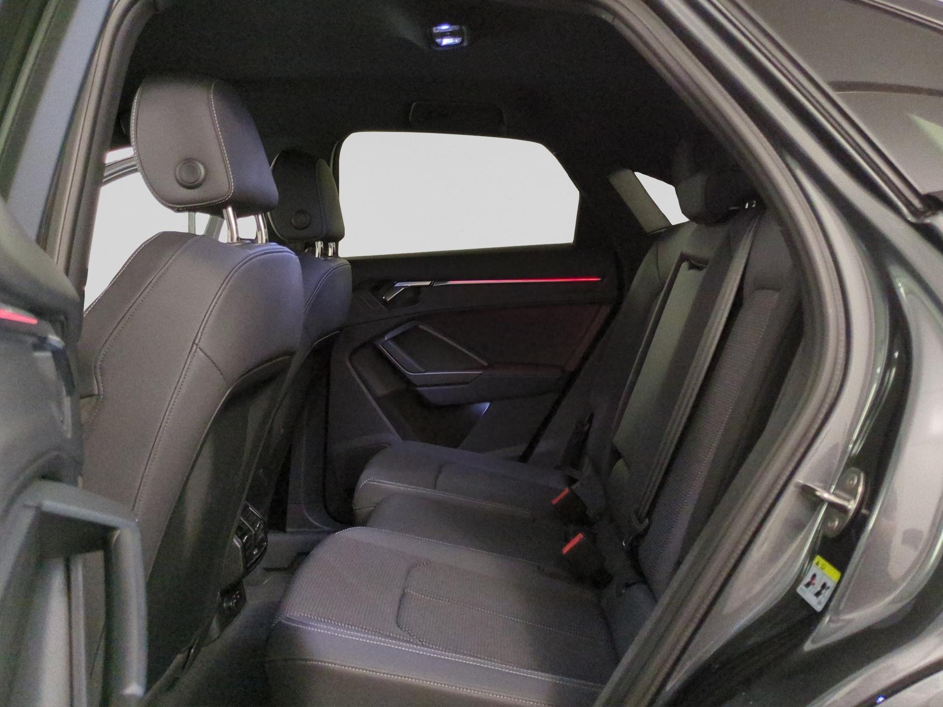 AUDI Q3 Sportback 45 TFSI S line quattro S-tronic-image-14