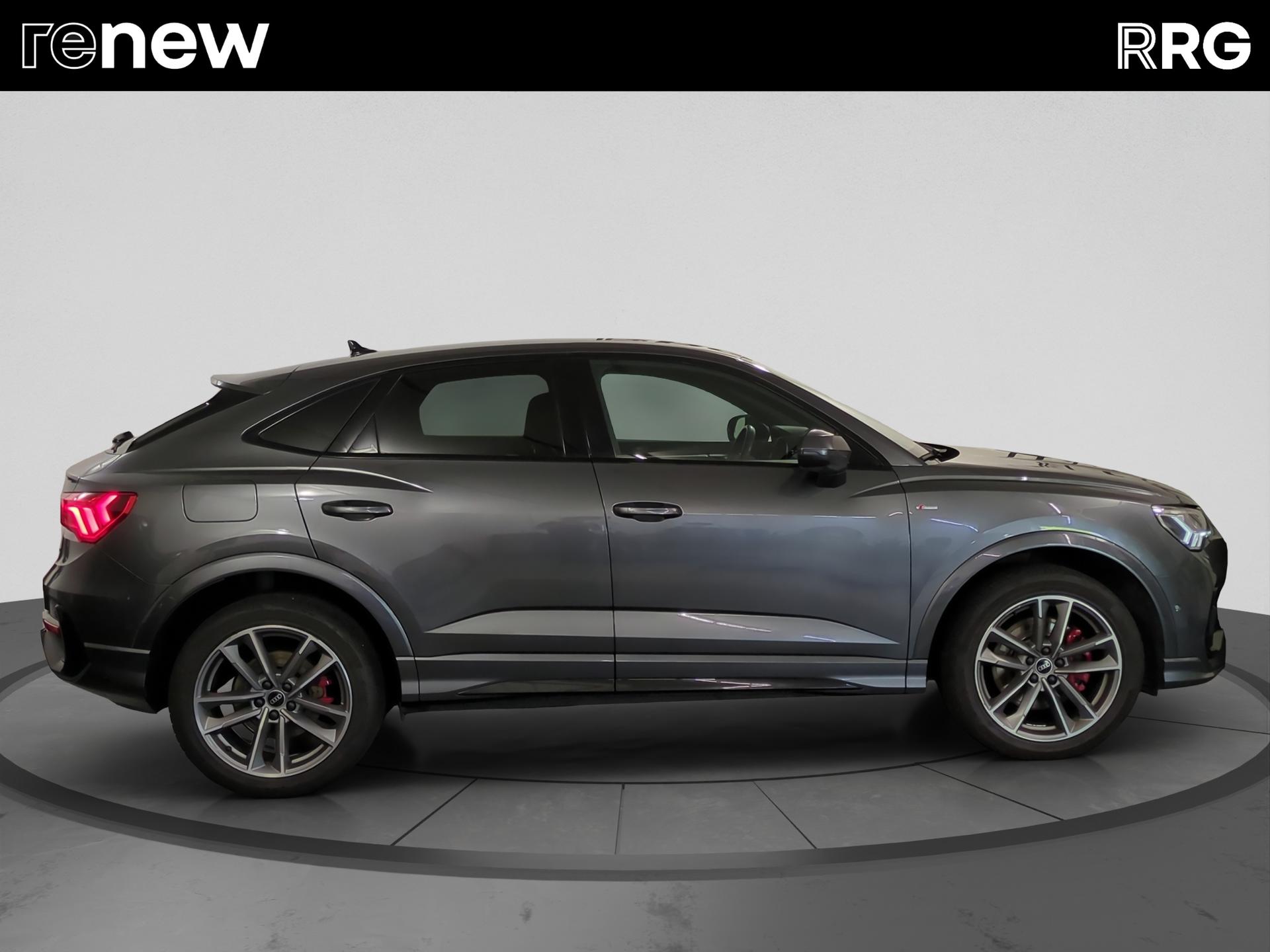AUDI Q3 Sportback 45 TFSI S line quattro S-tronic-image-1