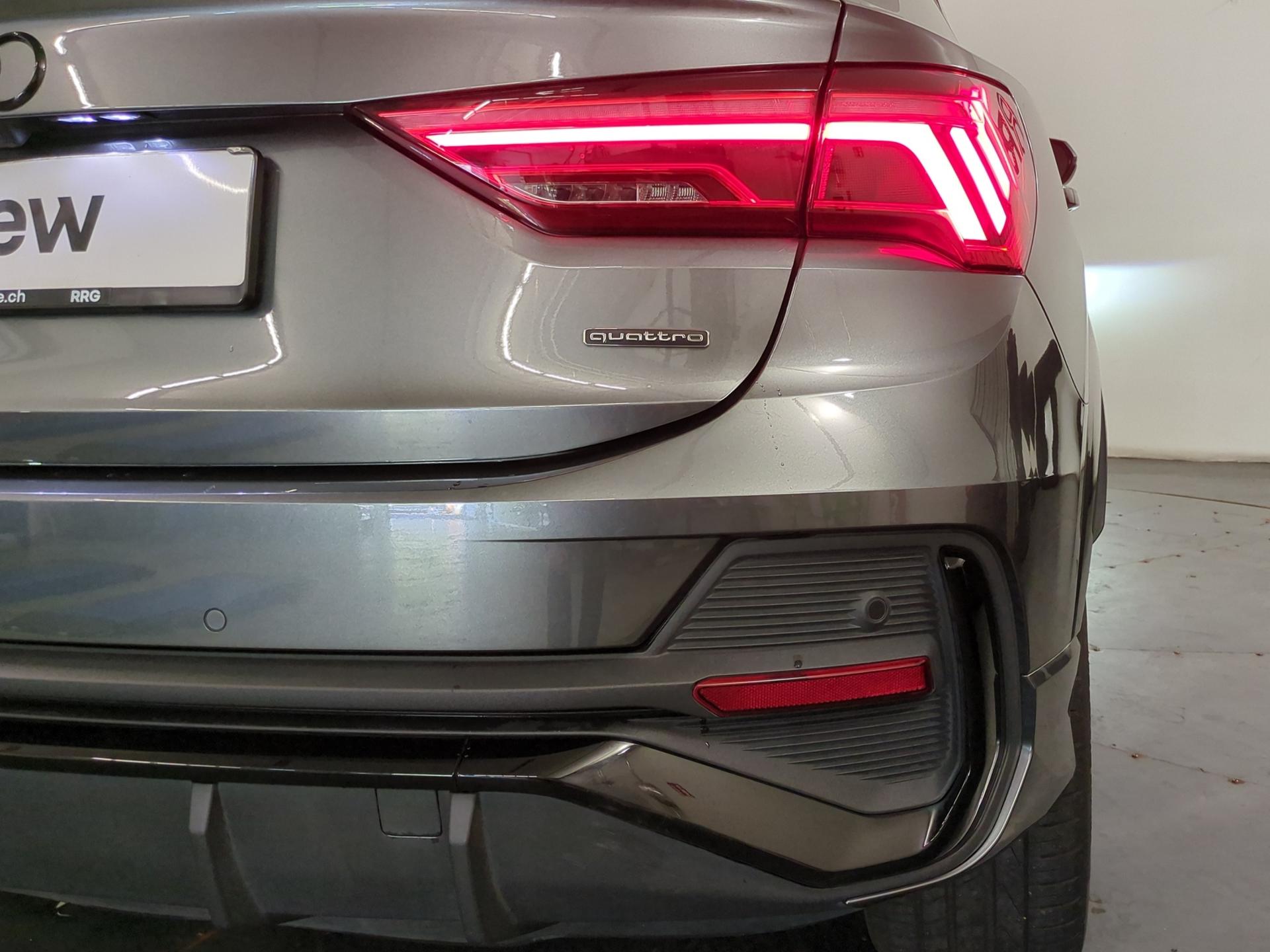 AUDI Q3 Sportback 45 TFSI S line quattro S-tronic-image-20