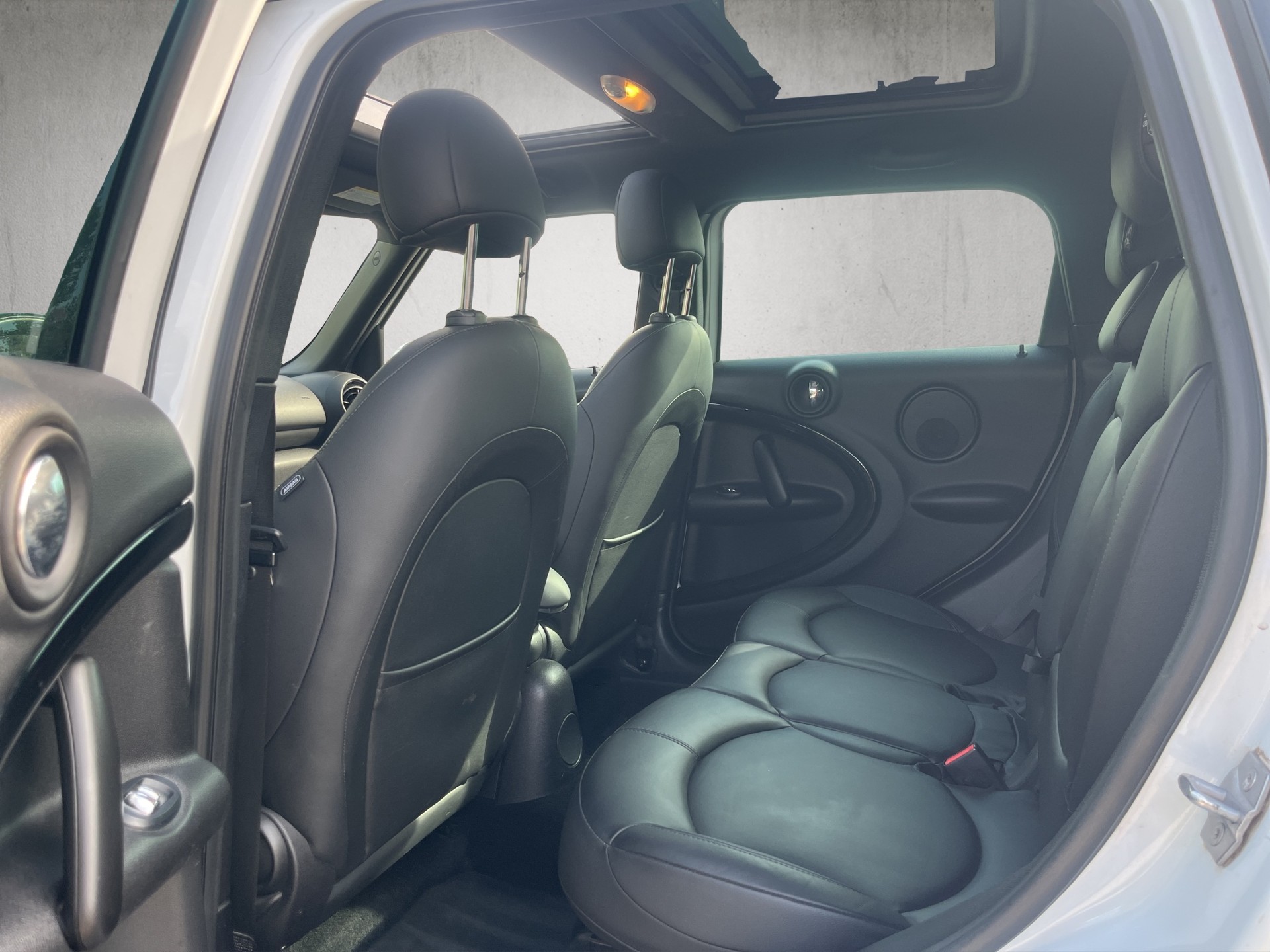 MINI Countryman Cooper S ALL4 Snowhill-image-11