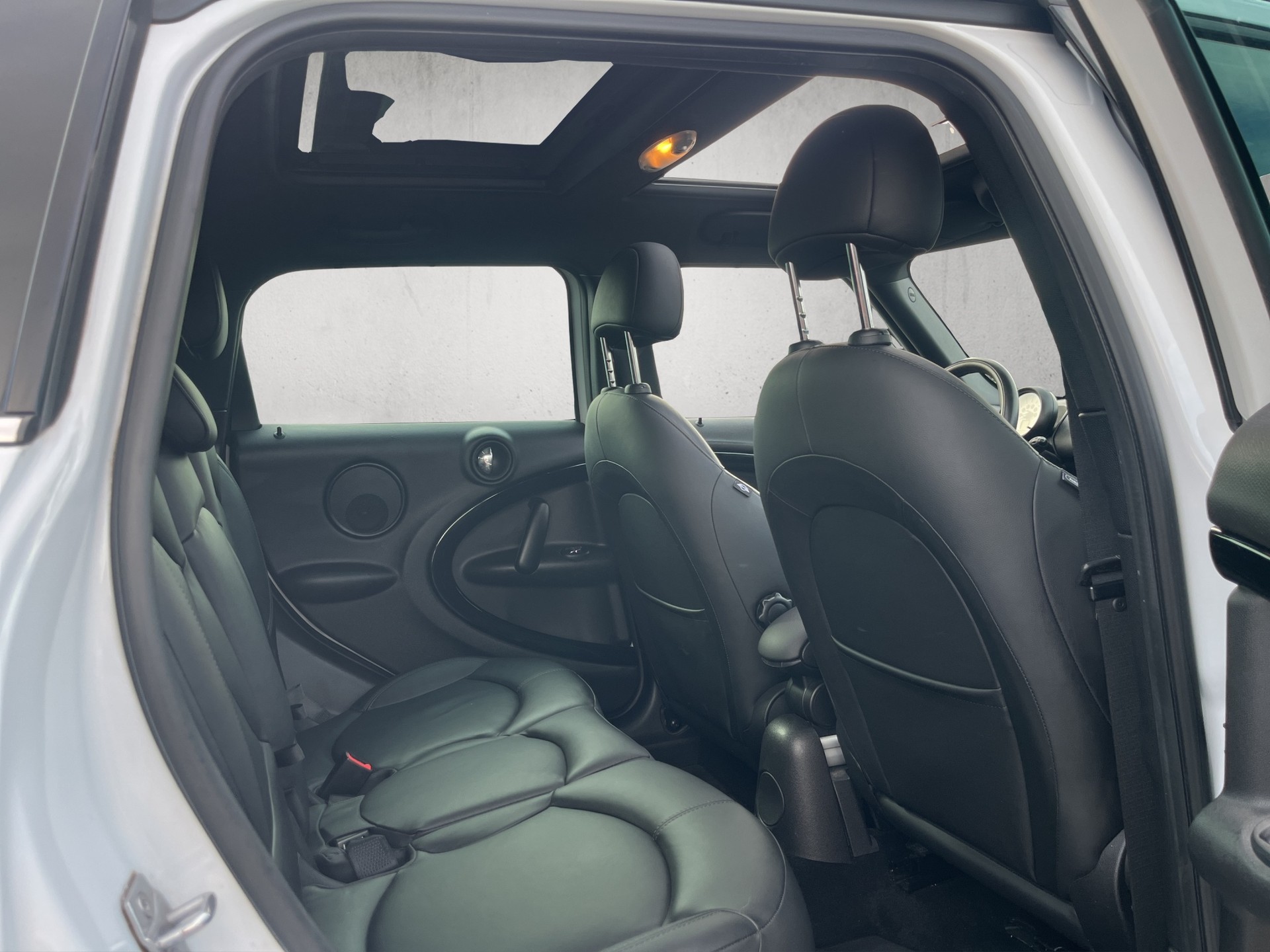 MINI Countryman Cooper S ALL4 Snowhill-image-12