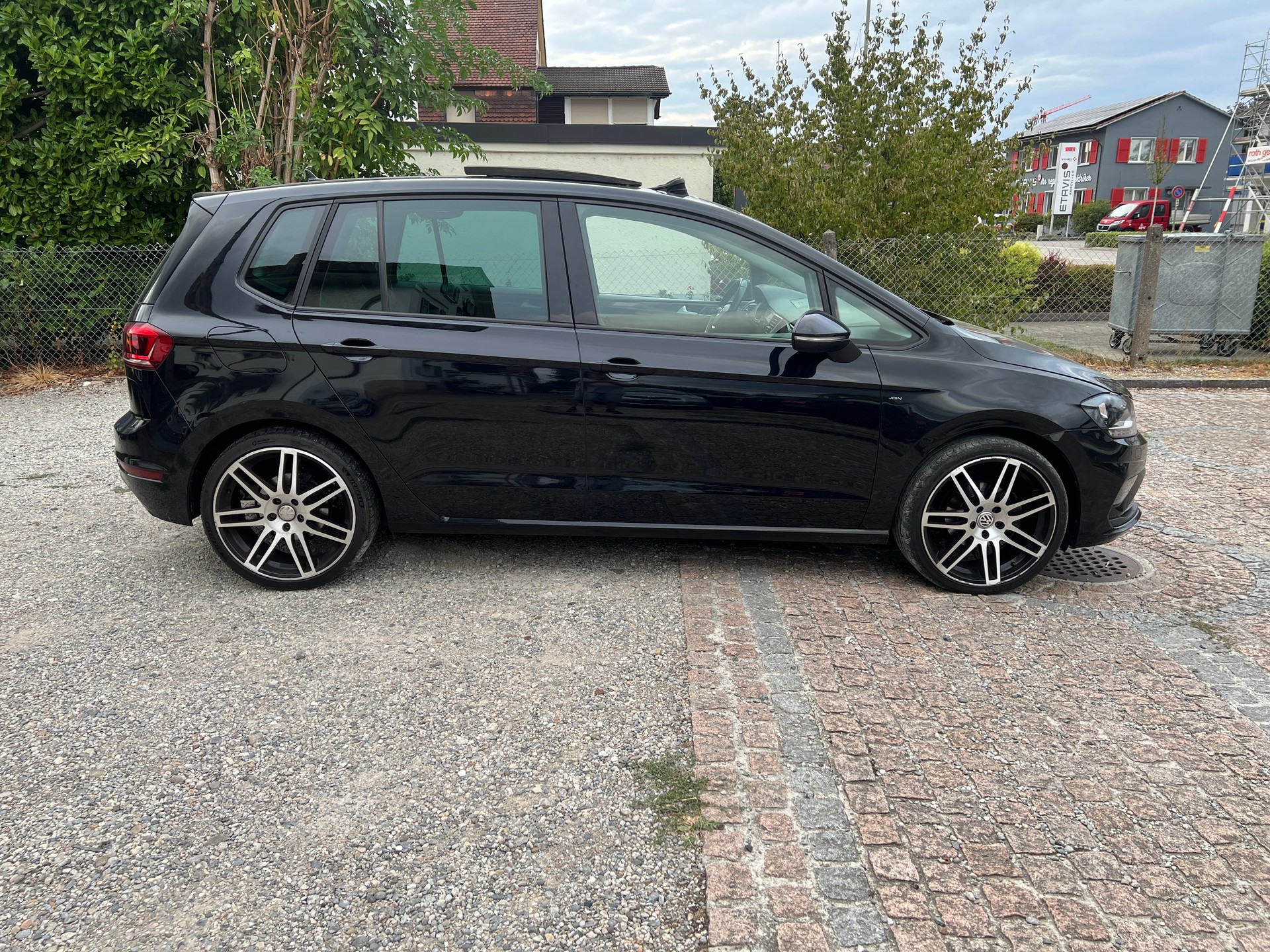 VW Golf 1.0 TSI sport svan-image-7