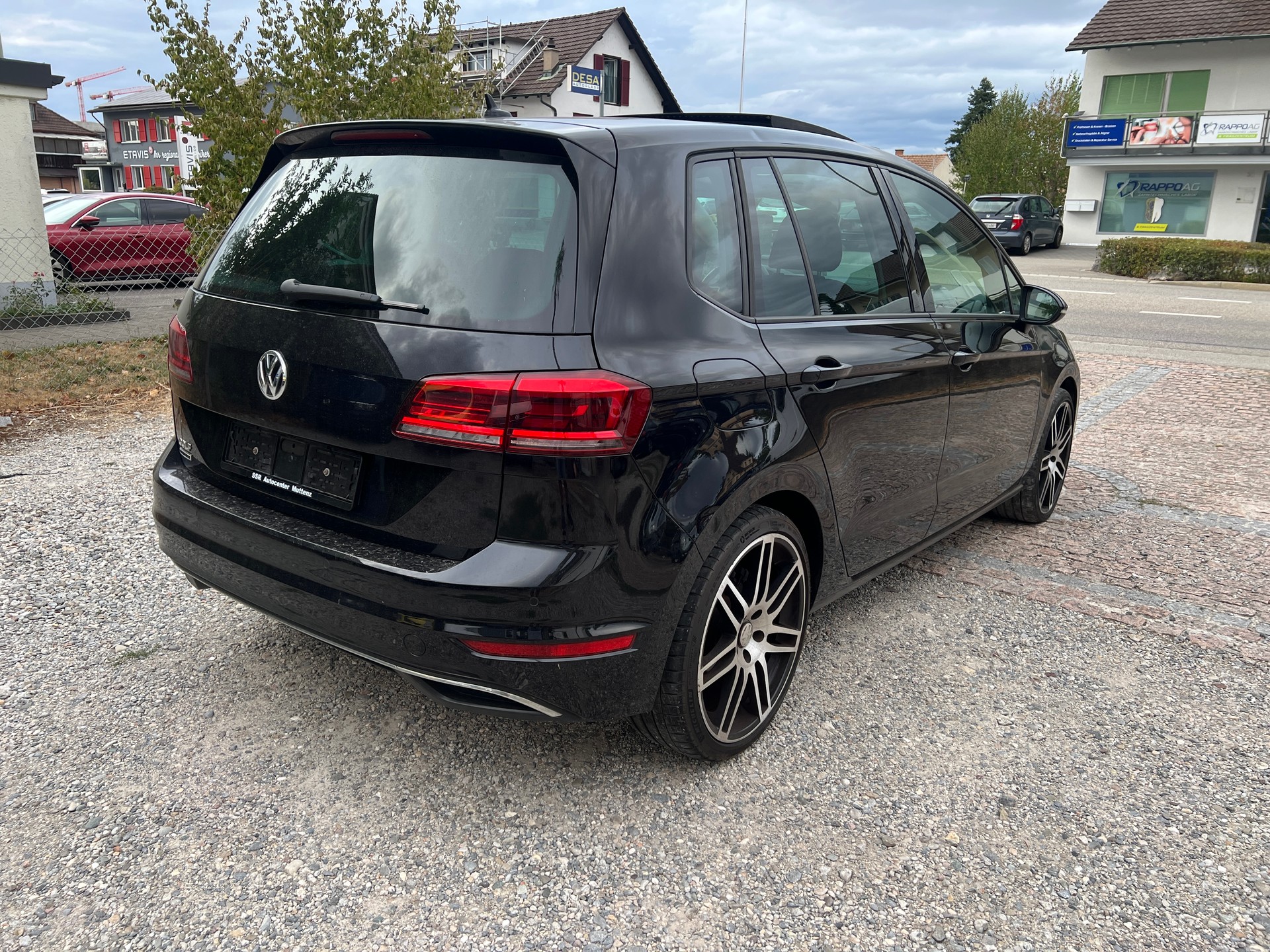 VW Golf 1.0 TSI sport svan-image-3