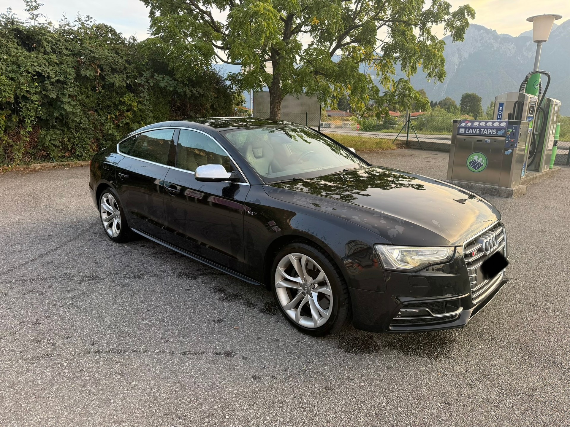 AUDI 3.0 V6 TFSI quattro S-Tronic-image-3