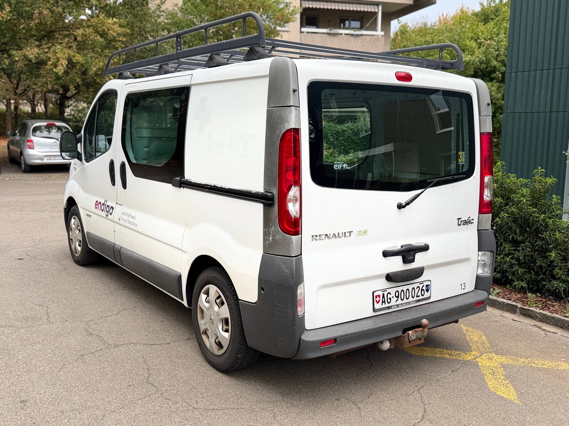 RENAULT Trafic 2.0 dCi 115 2.9t L2H1-image-1