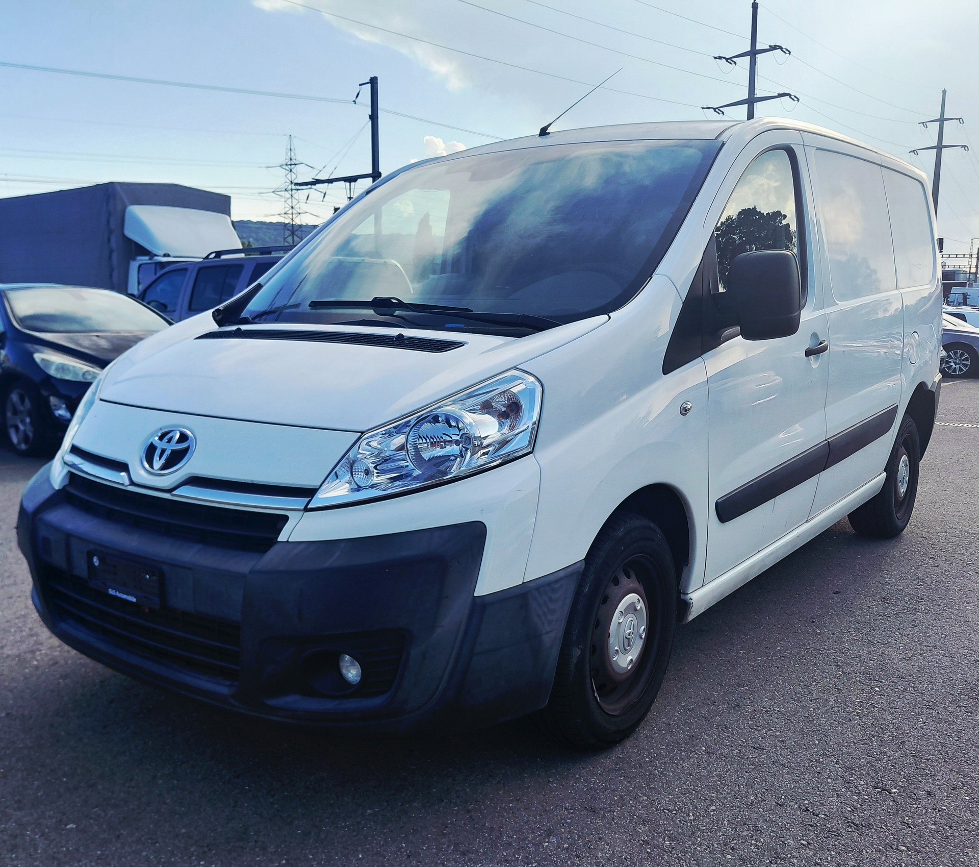 TOYOTA Proace 2.0D Panel Van Luna L1H1-image-0