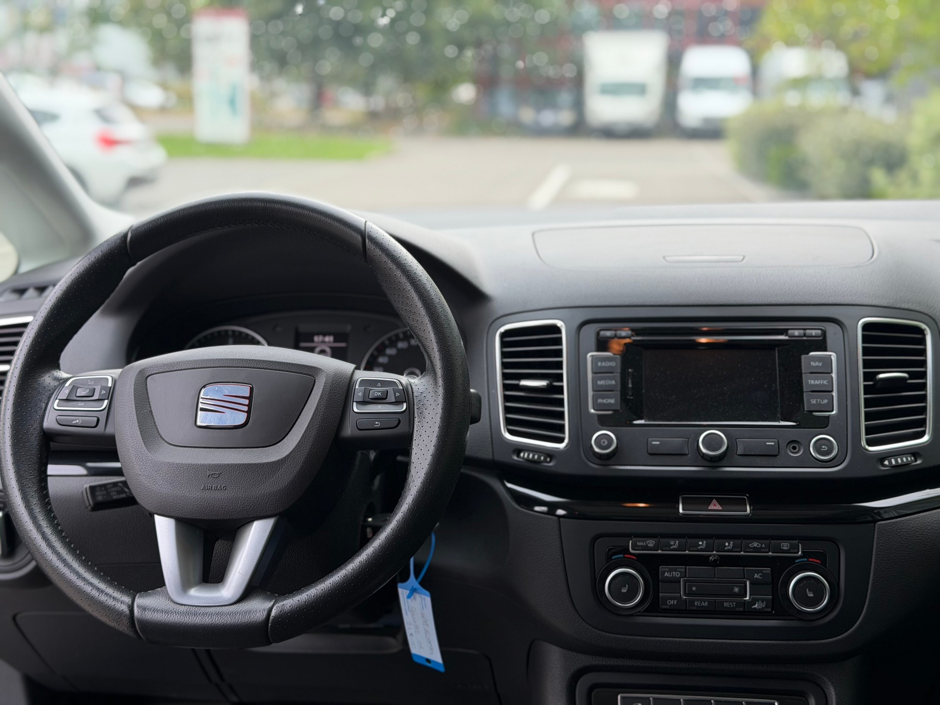 SEAT Alhambra 2.0 TDI Style Eco DSG-image-9