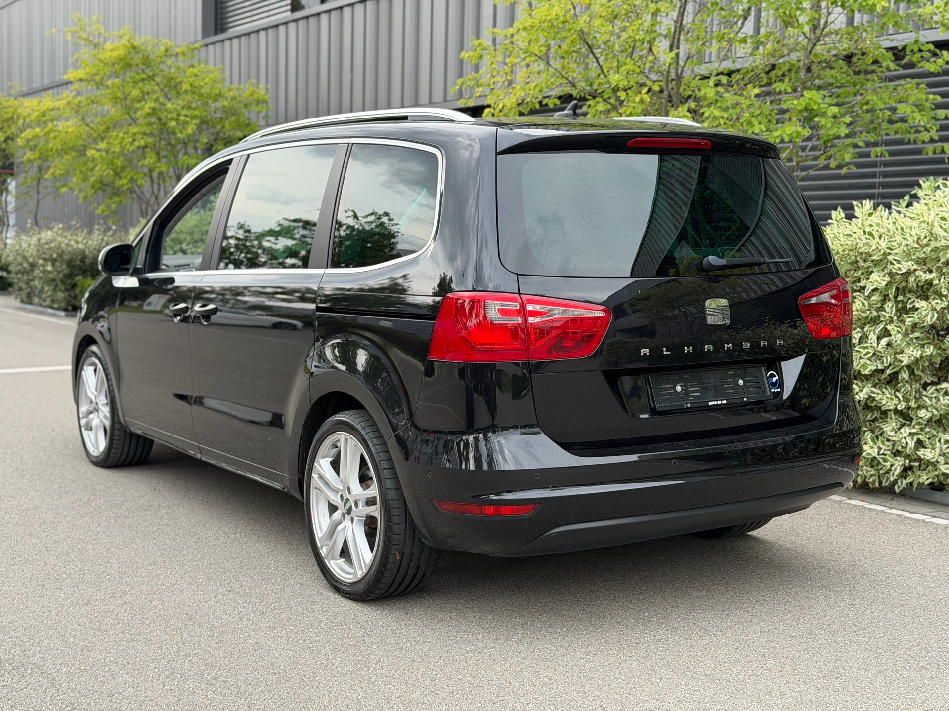 SEAT Alhambra 2.0 TDI Style Eco DSG-image-6